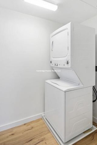 22 Magazine St, Cambridgeport