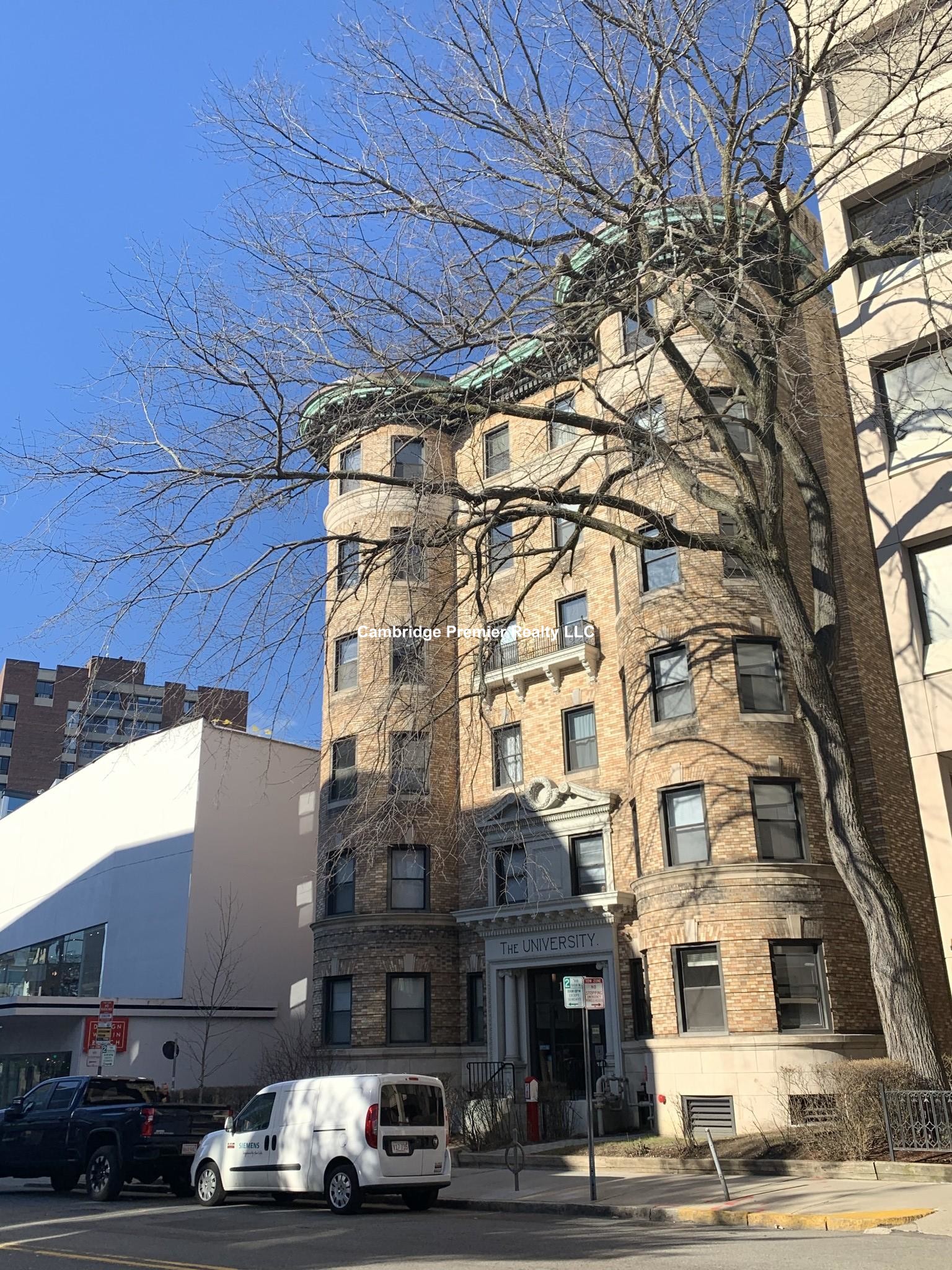 1039 Massachusetts Ave, Central Square