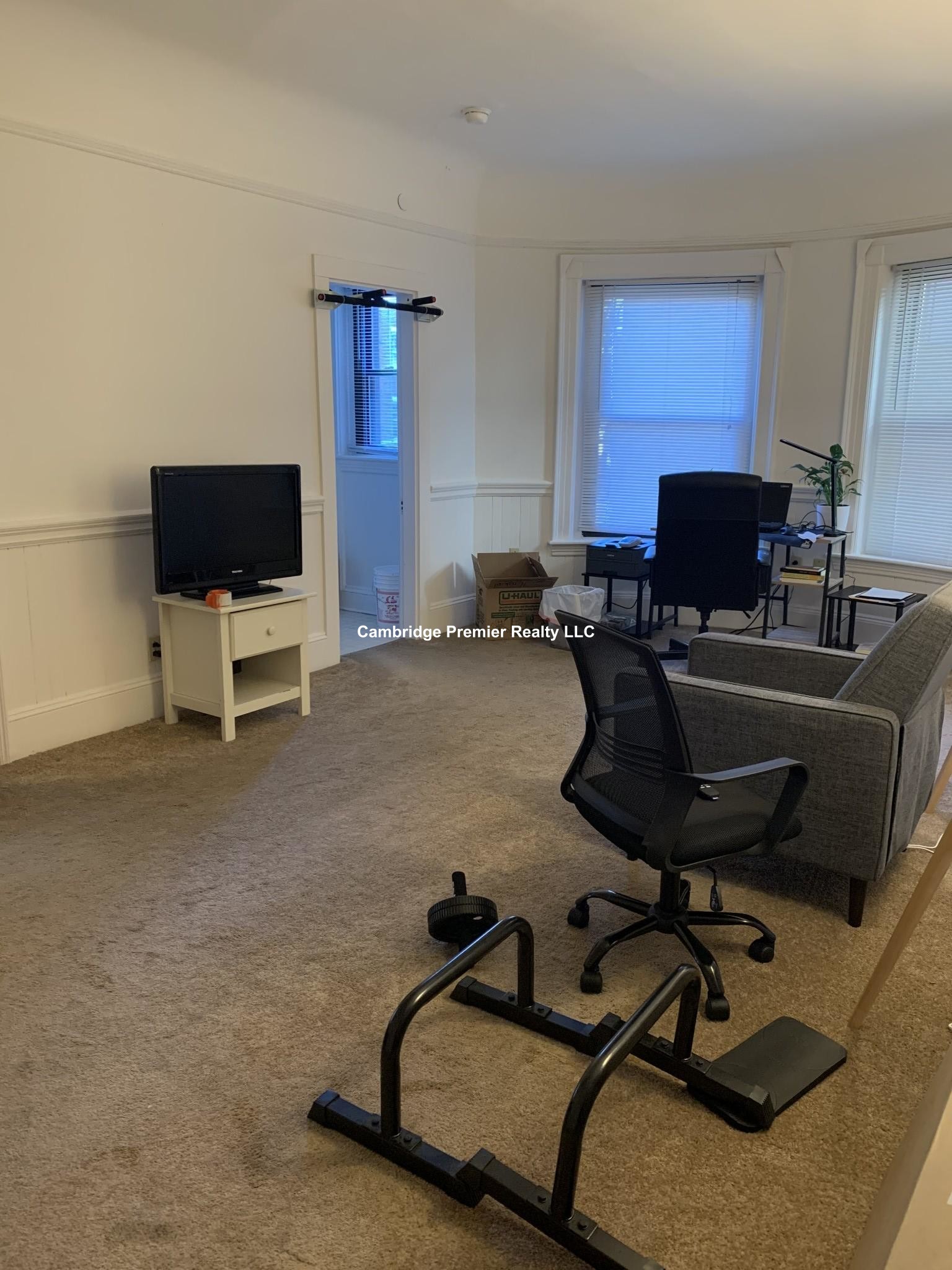 1039 Massachusetts Ave, Central Square