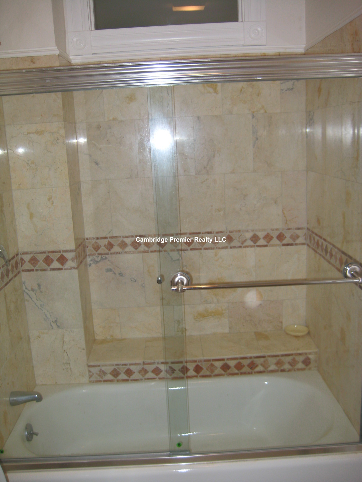 71 Putnam Ave, Riverside