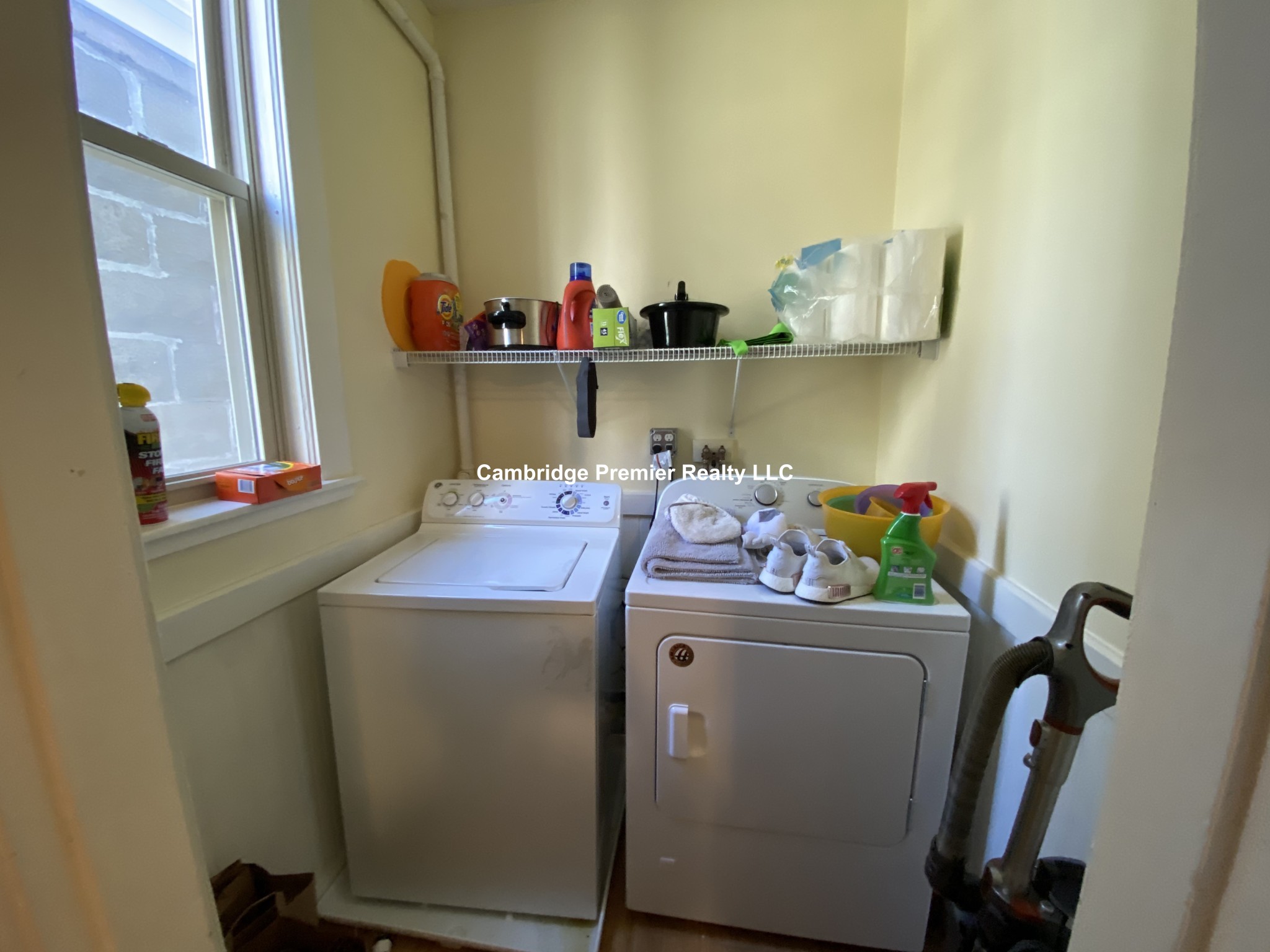 17 Cleveland St, Porter Square