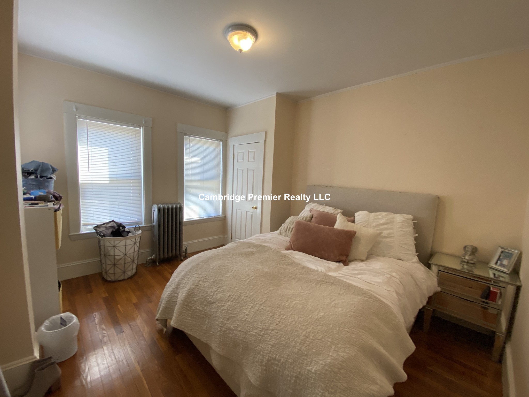 17 Cleveland St, Porter Square