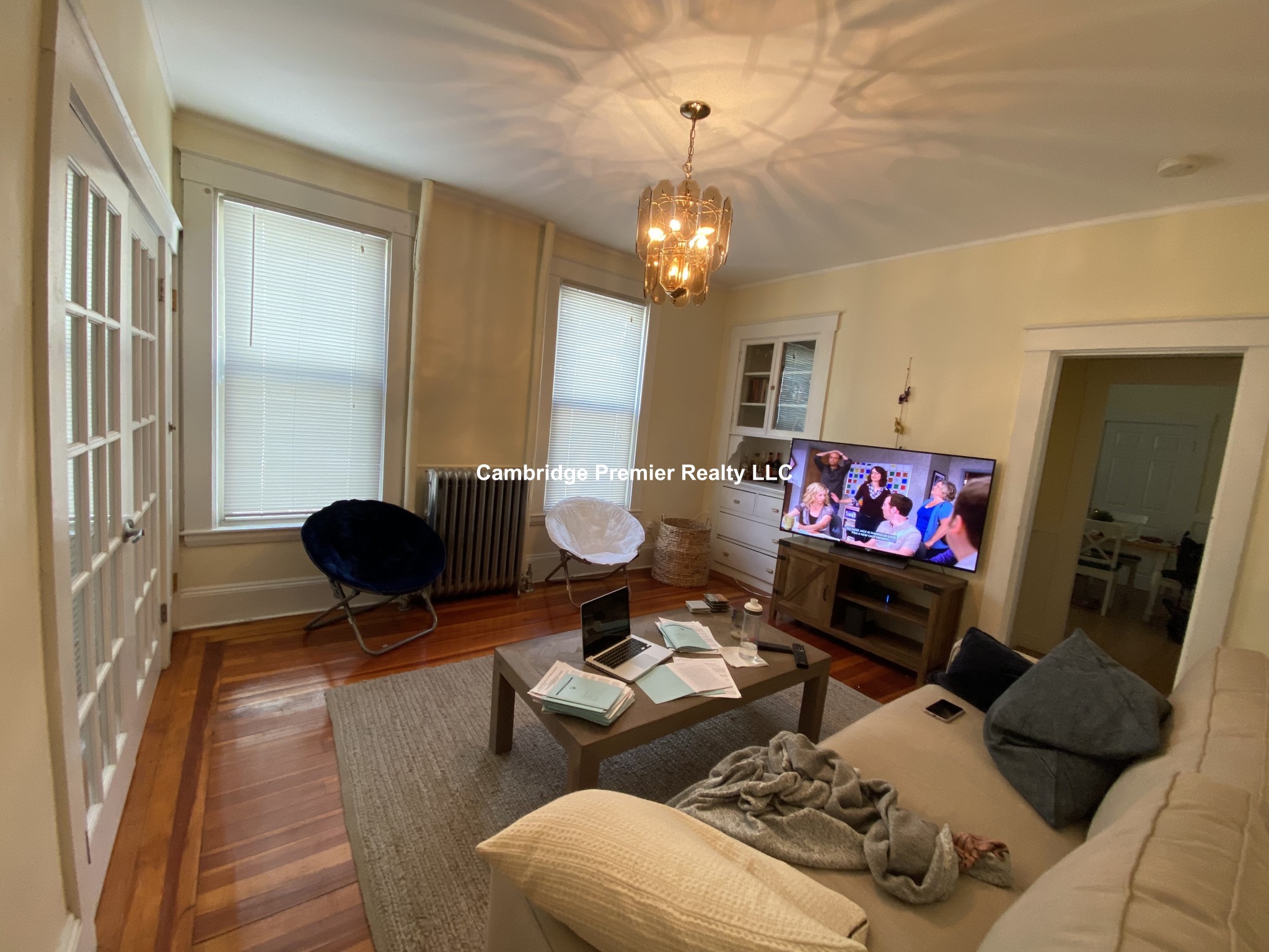 17 Cleveland St, Porter Square