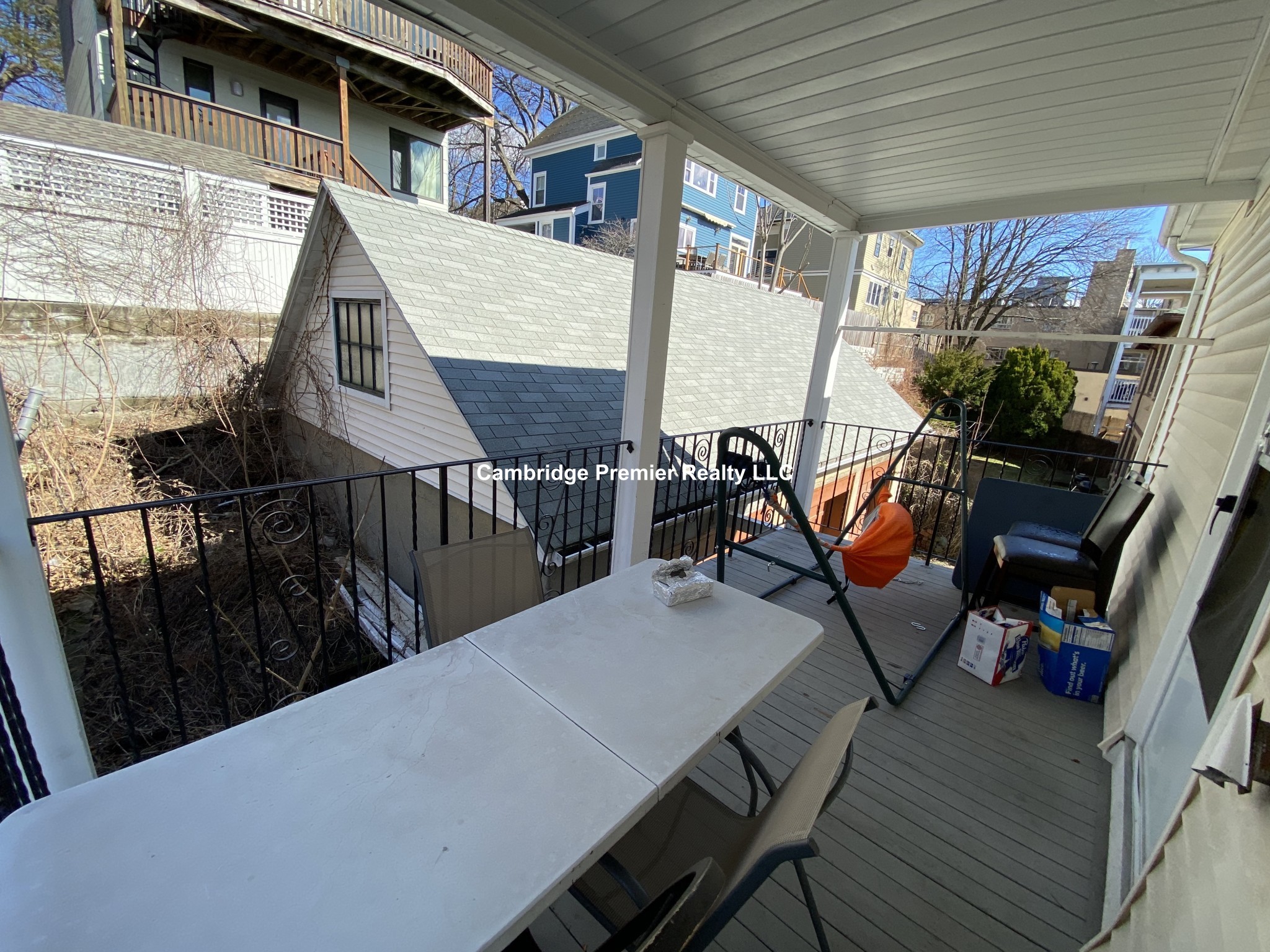 17 Cleveland St, Porter Square