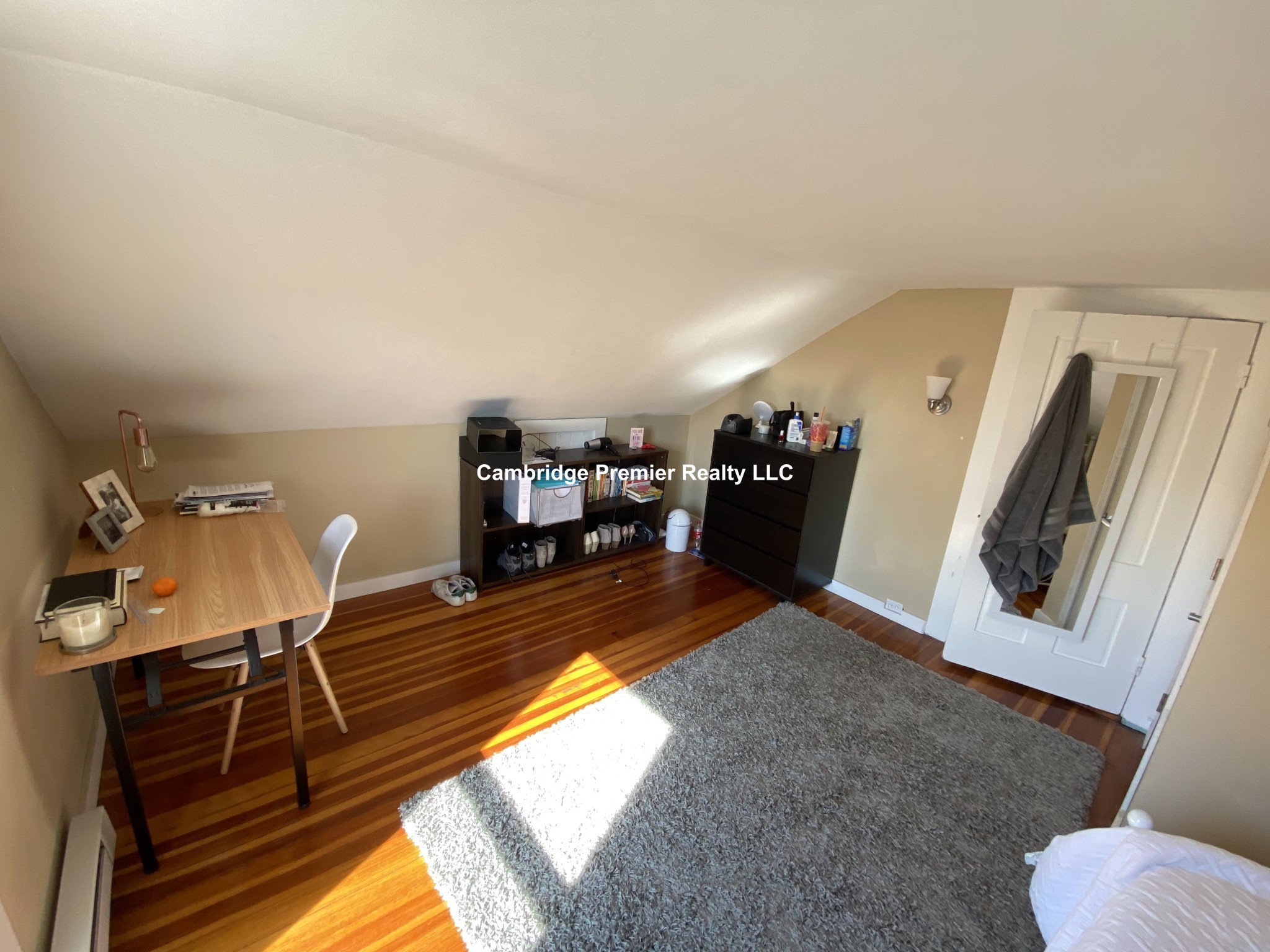 17 Cleveland St, Porter Square