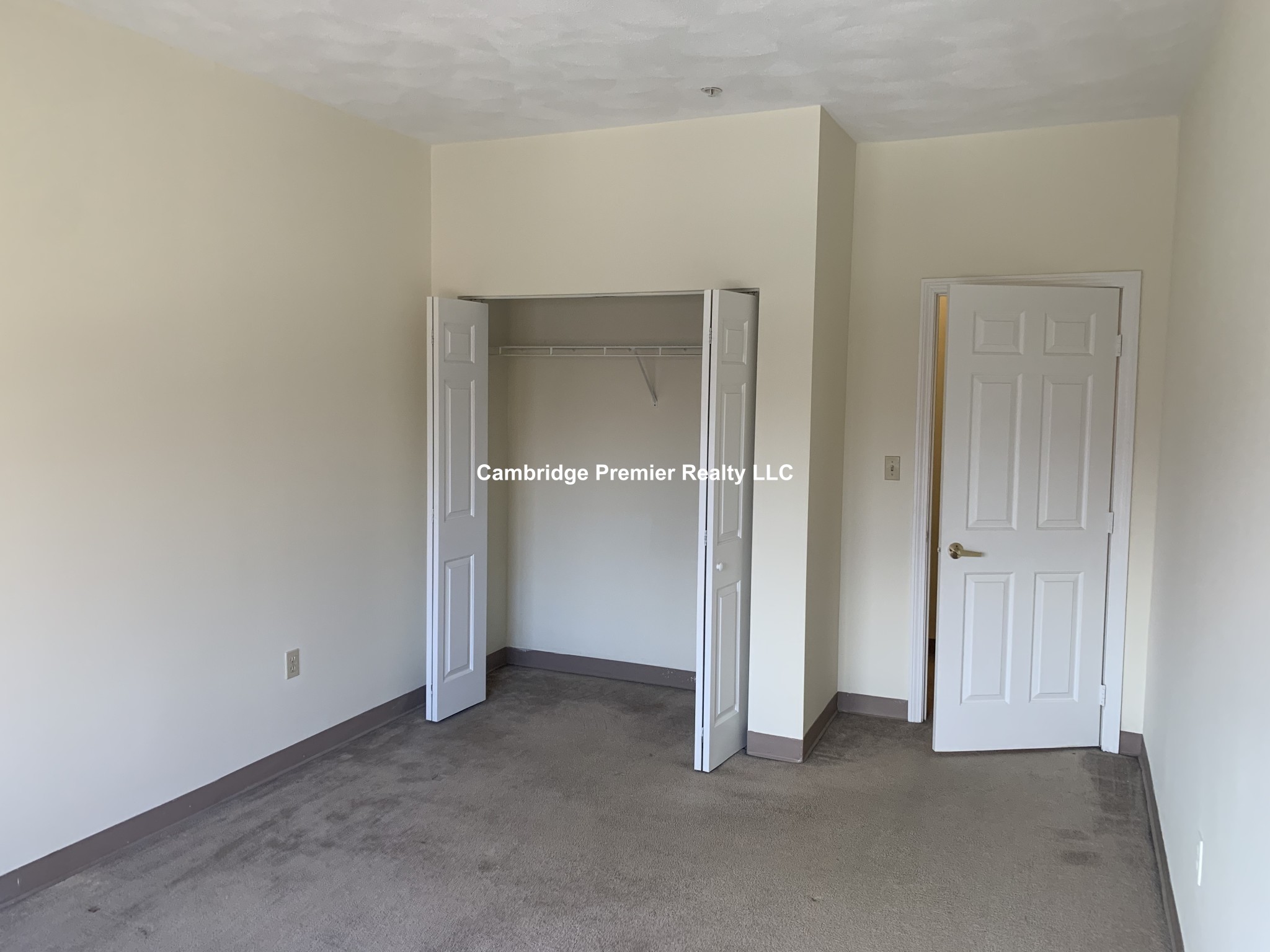 373 Highland Ave, Davis Square