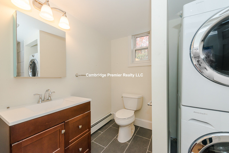 4 School St, Jamaica Plain