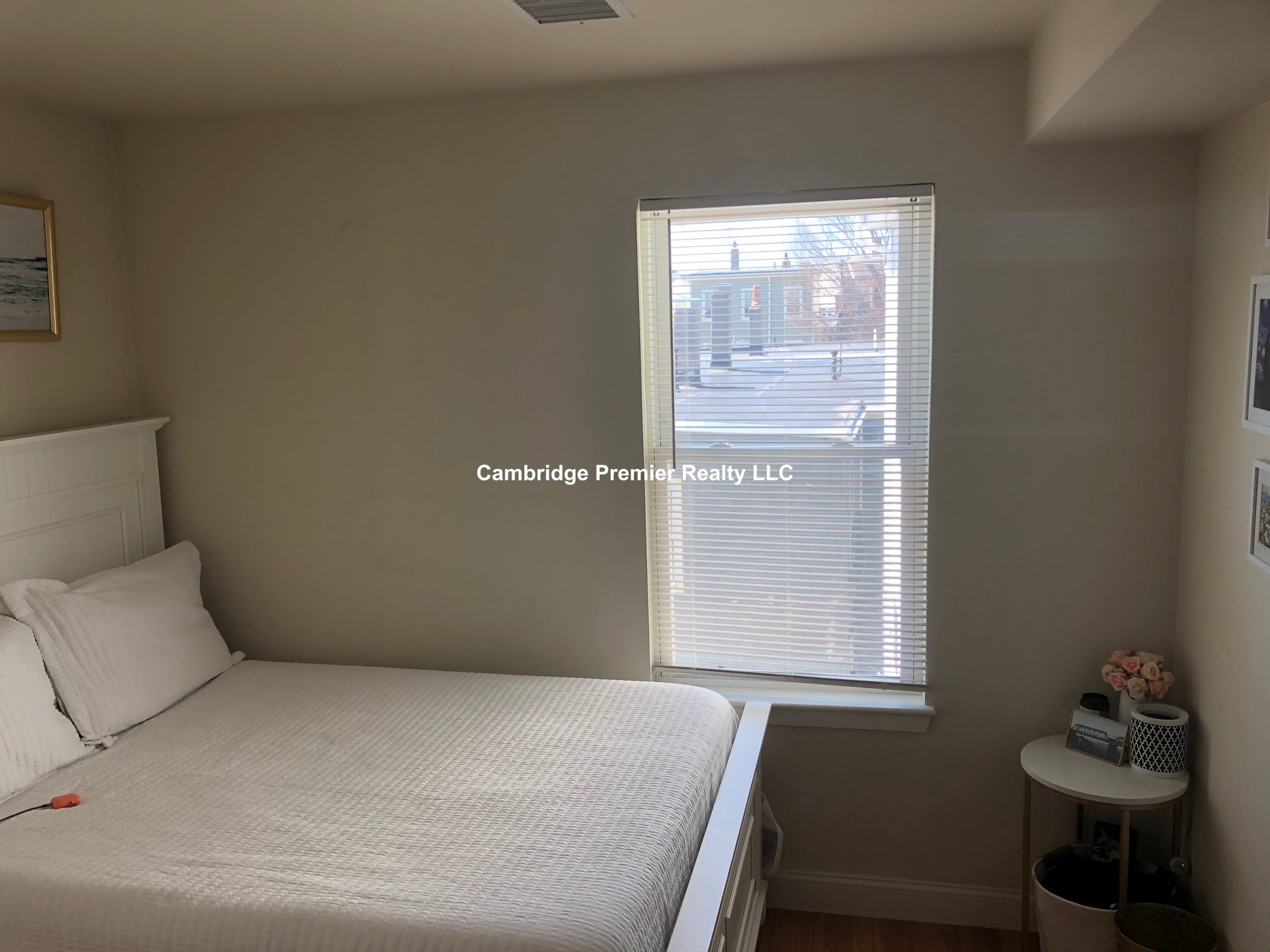 9 8th St, East Cambridge