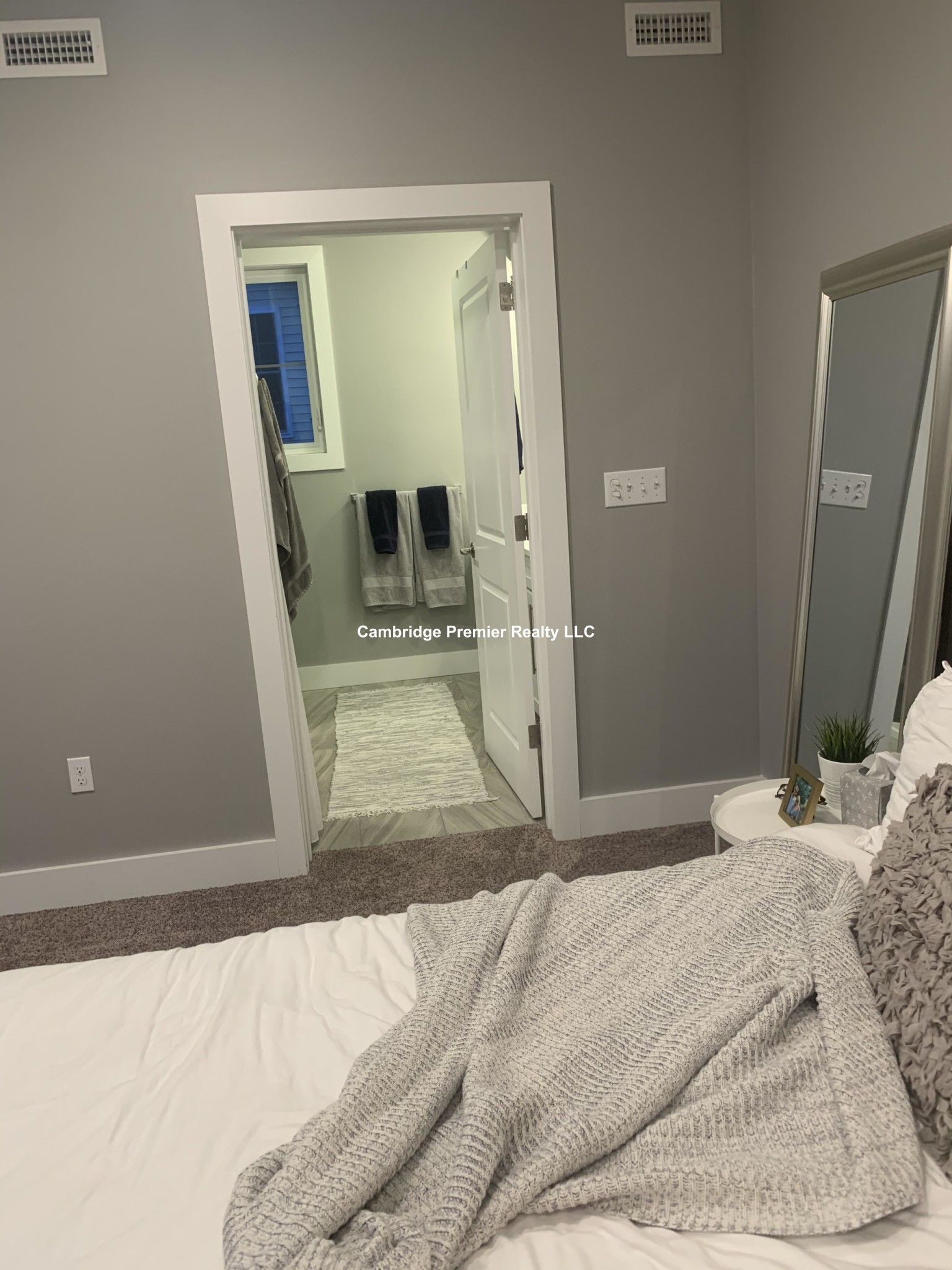 640 Mystic Ave, Magoun Square