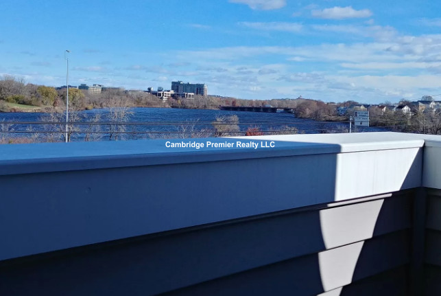 640 Mystic Ave, Magoun Square