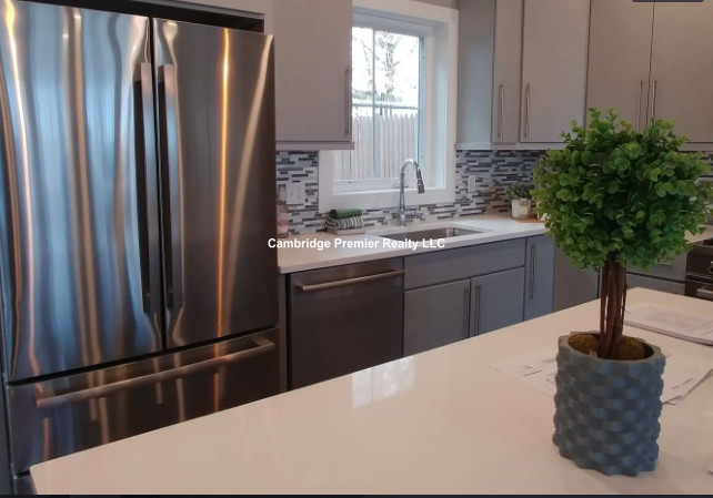 640 Mystic Ave, Magoun Square