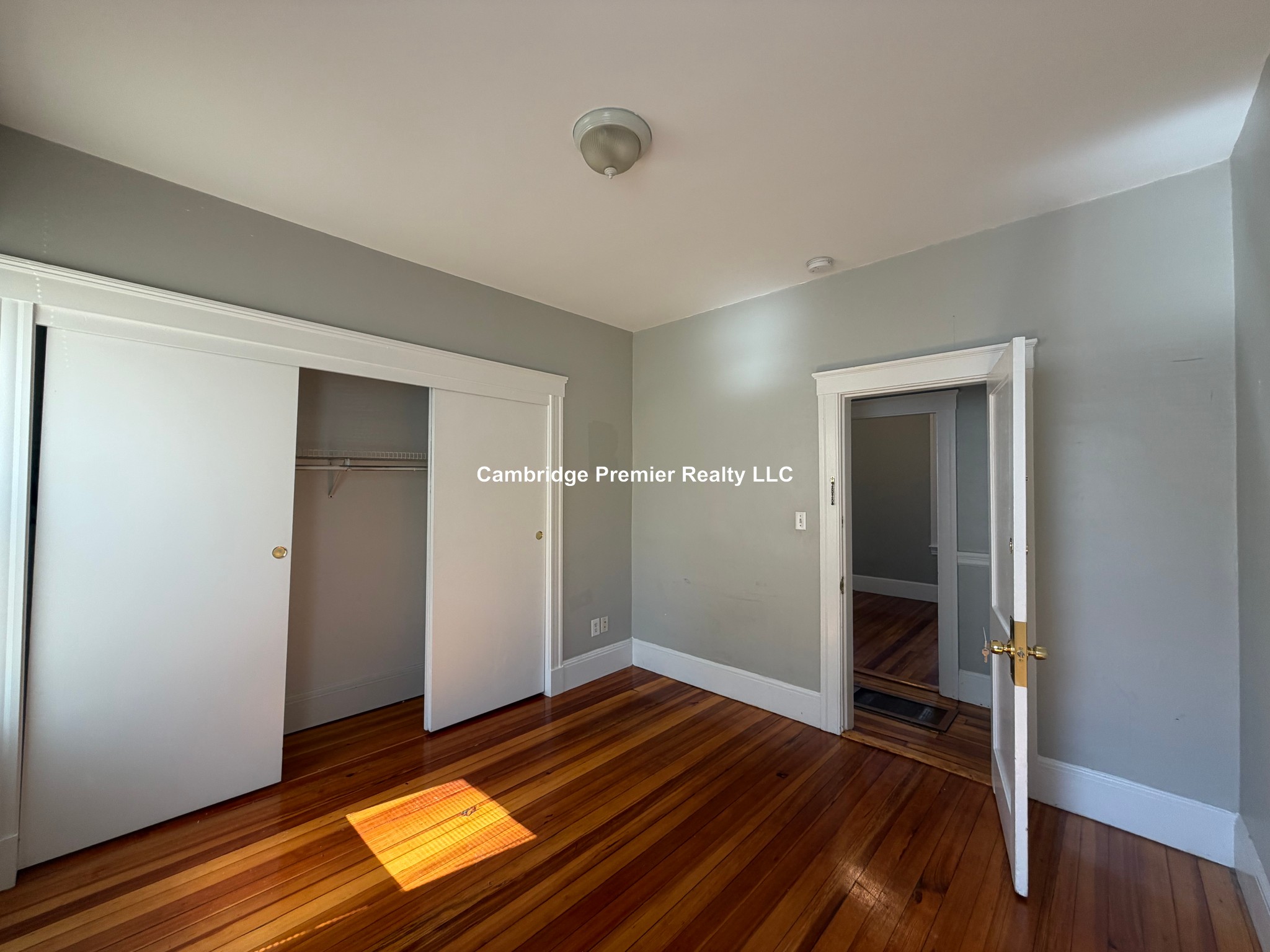 Photos of apartment on Waldo Ave.,Somerville MA 02143