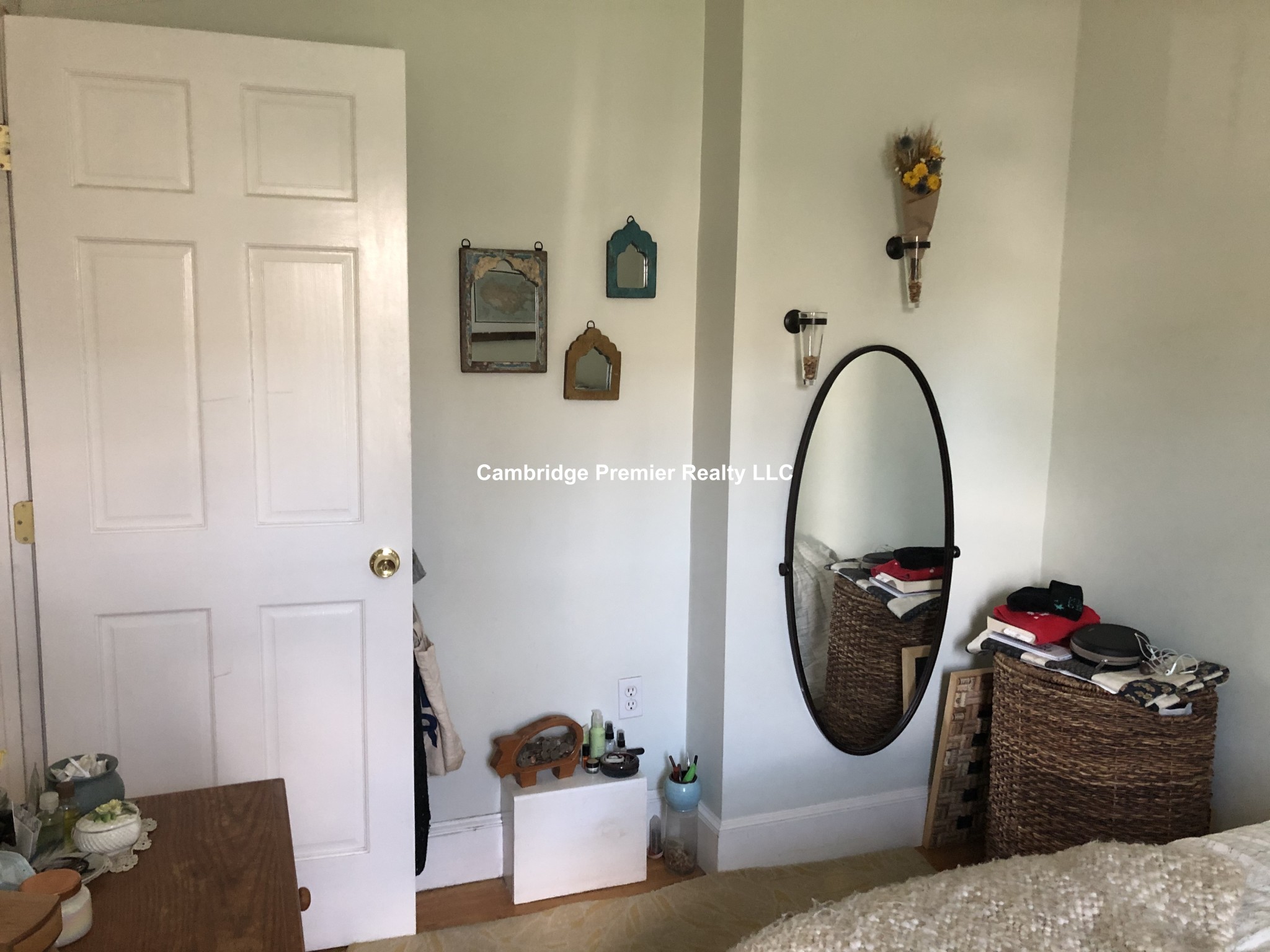 35 Princeton St, Powder House Square