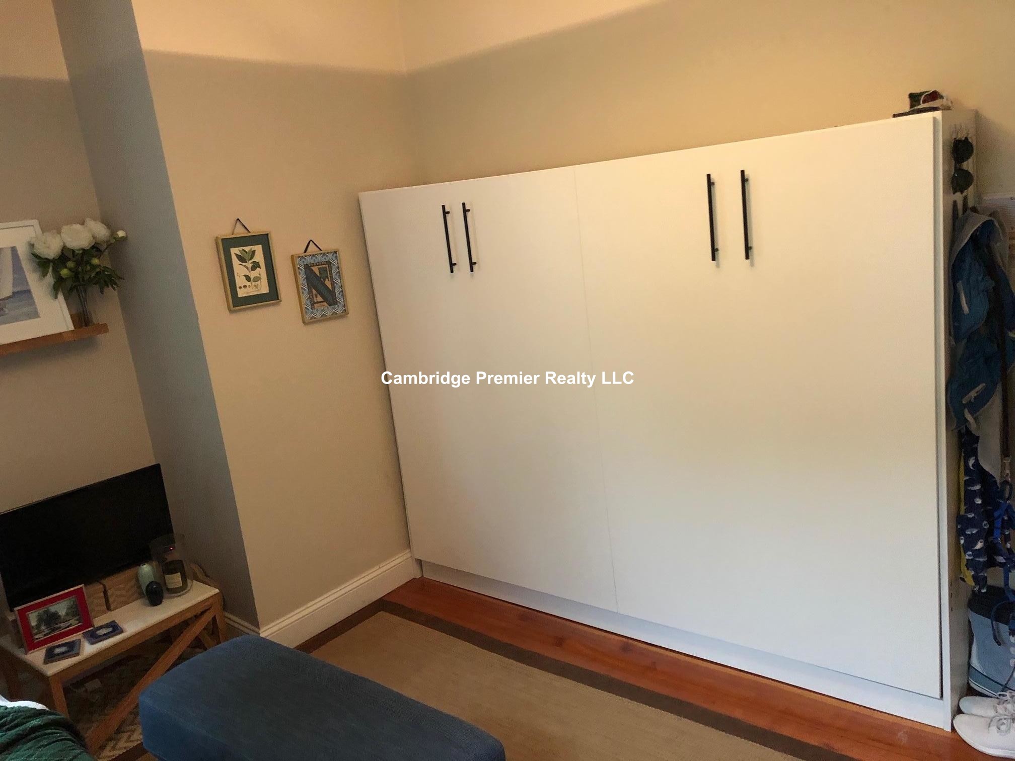 97 College Ave, Powder House Square