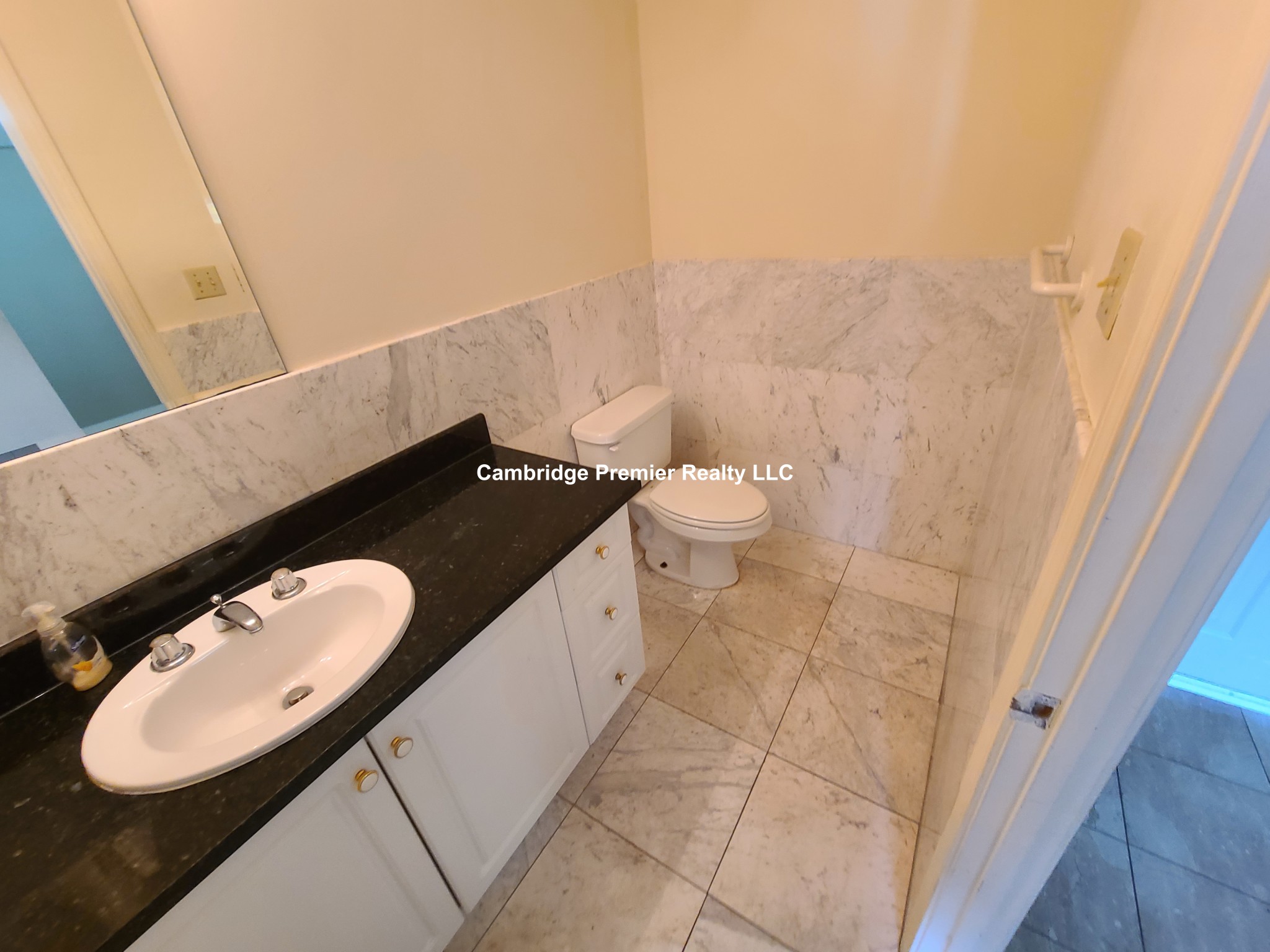 373 Highland Ave, Davis Square