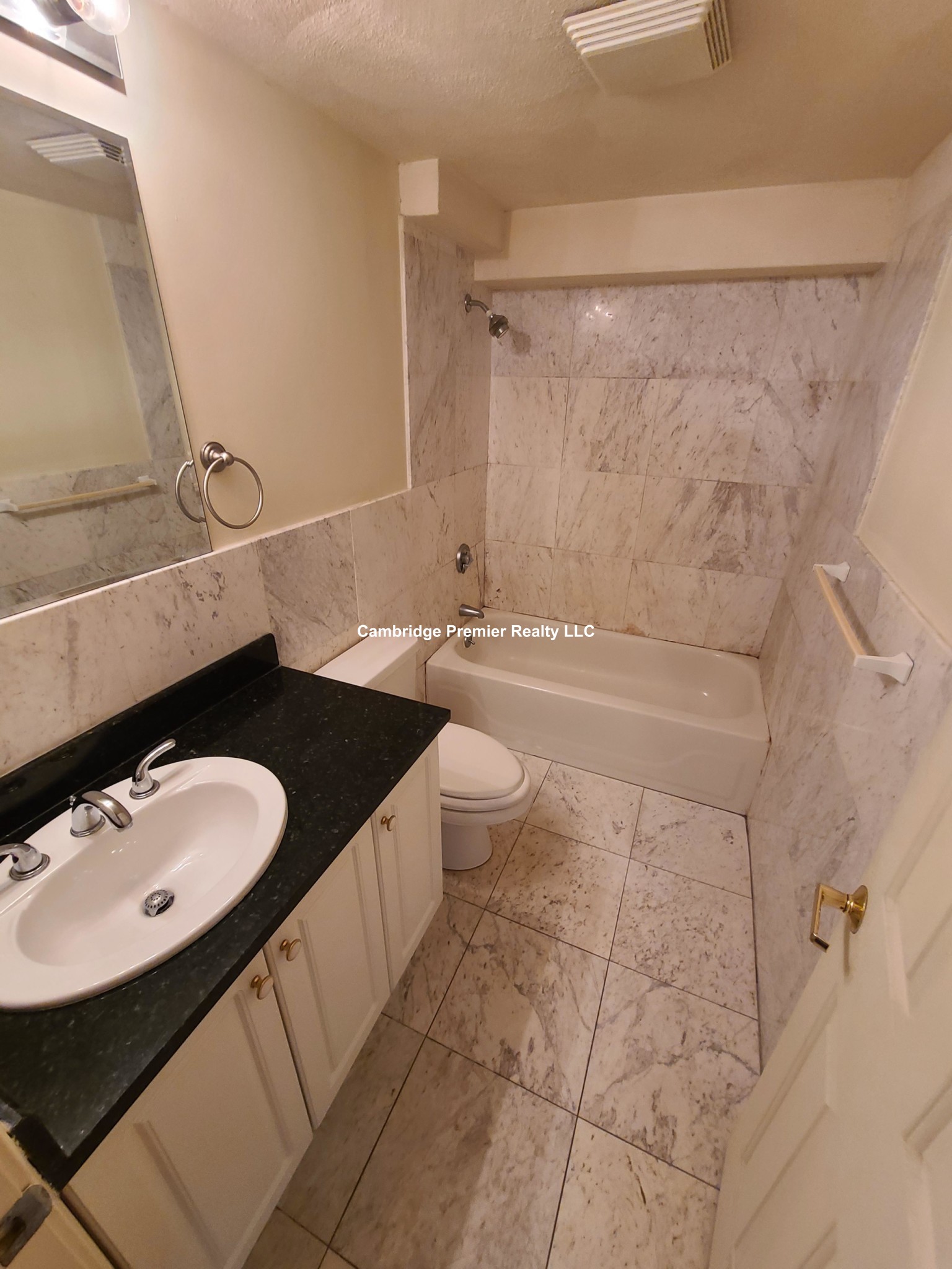 373 Highland Ave, Powder House Square