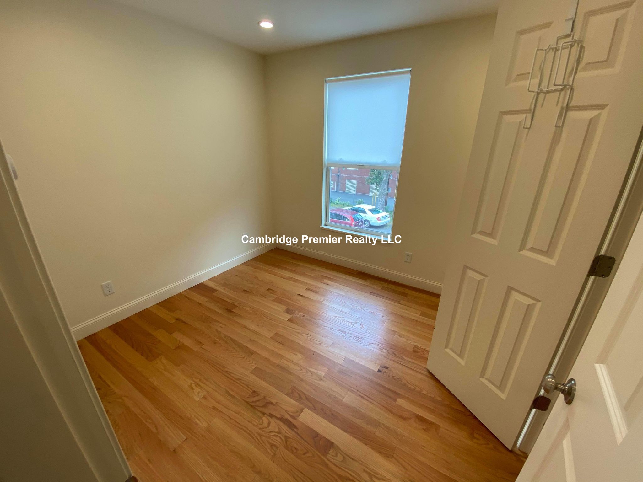 379 Harvard St, Mid-Cambridge