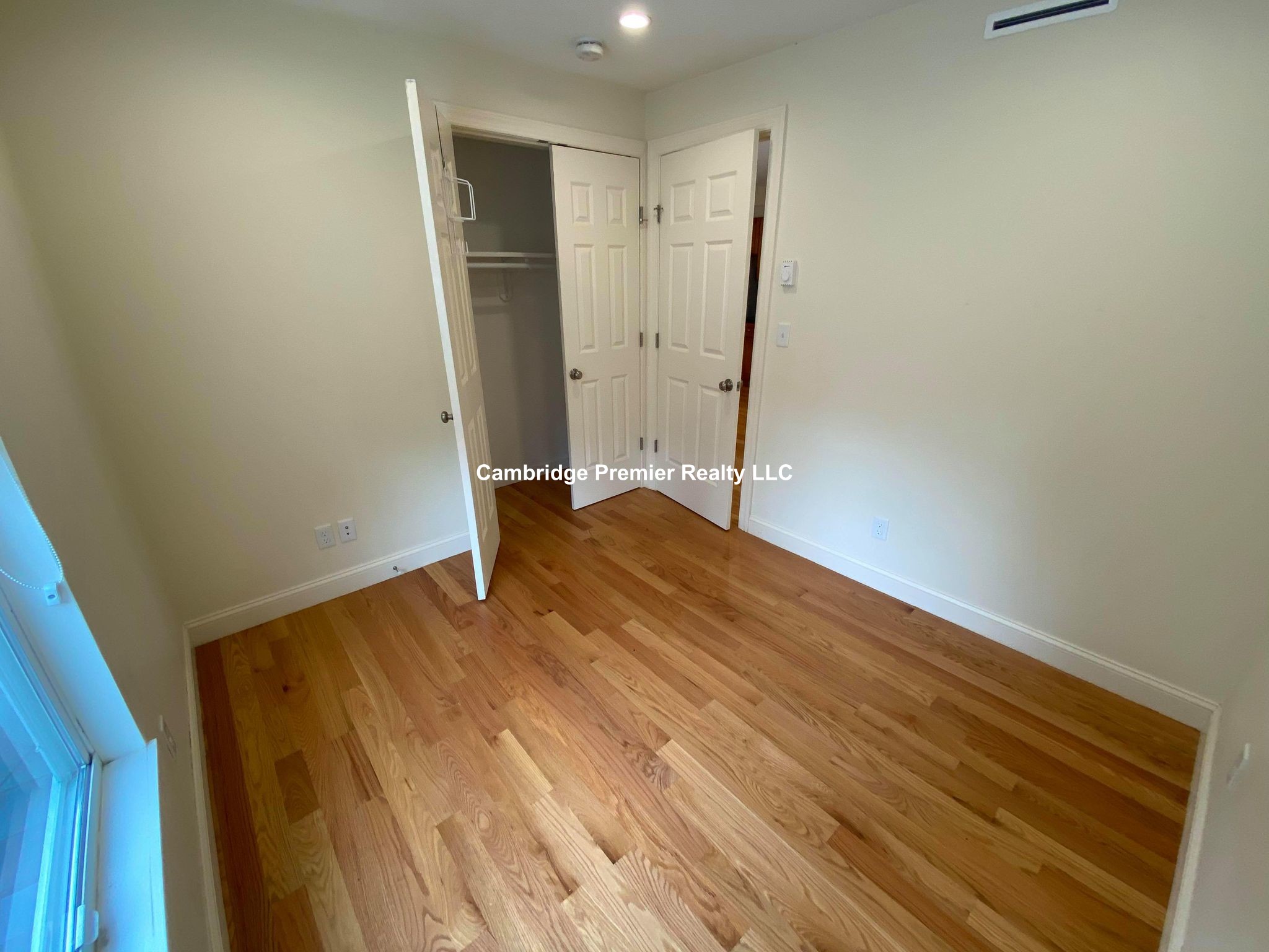 379 Harvard St, Mid-Cambridge