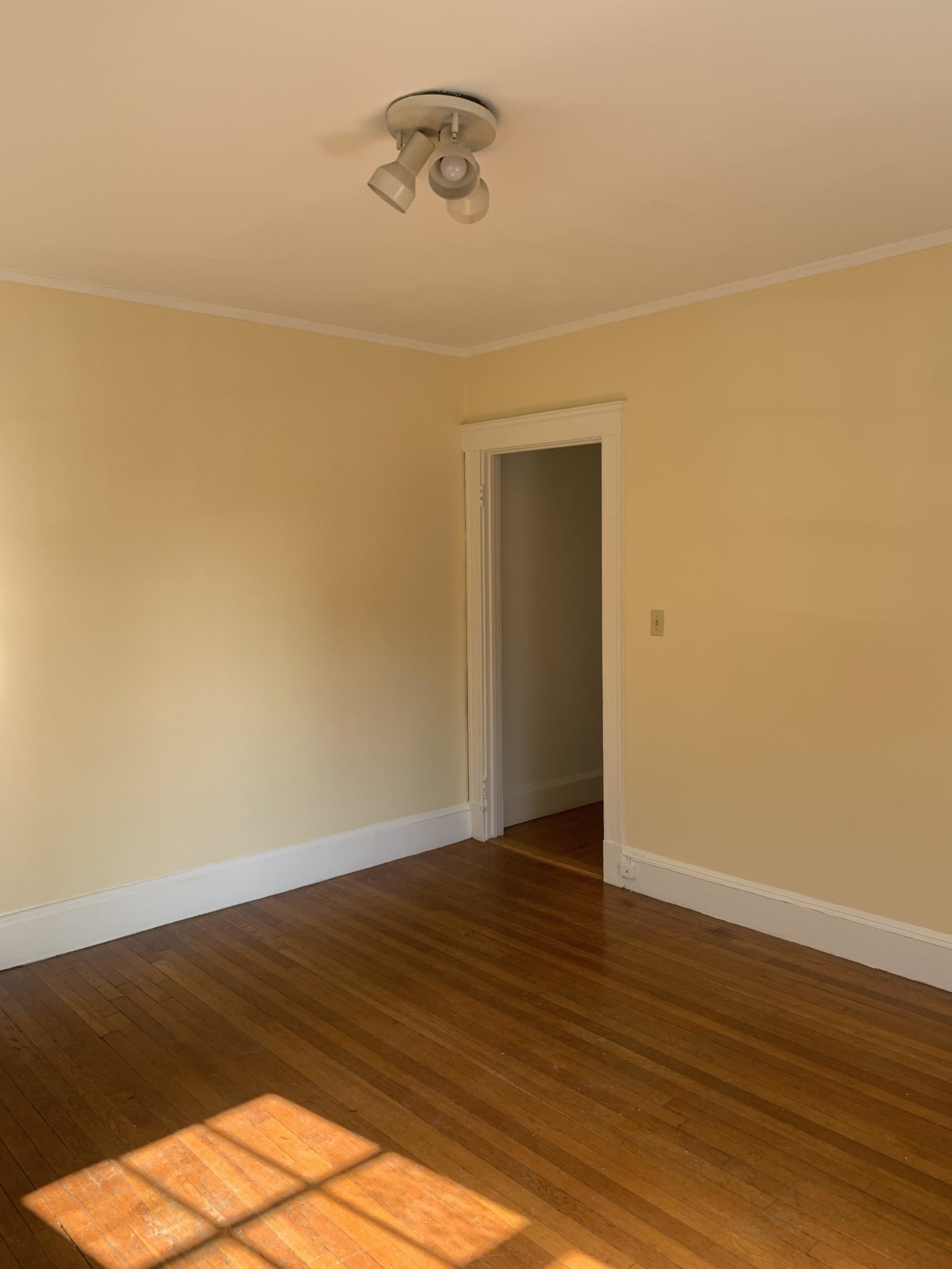 168 Norfolk St, Cambridgeport