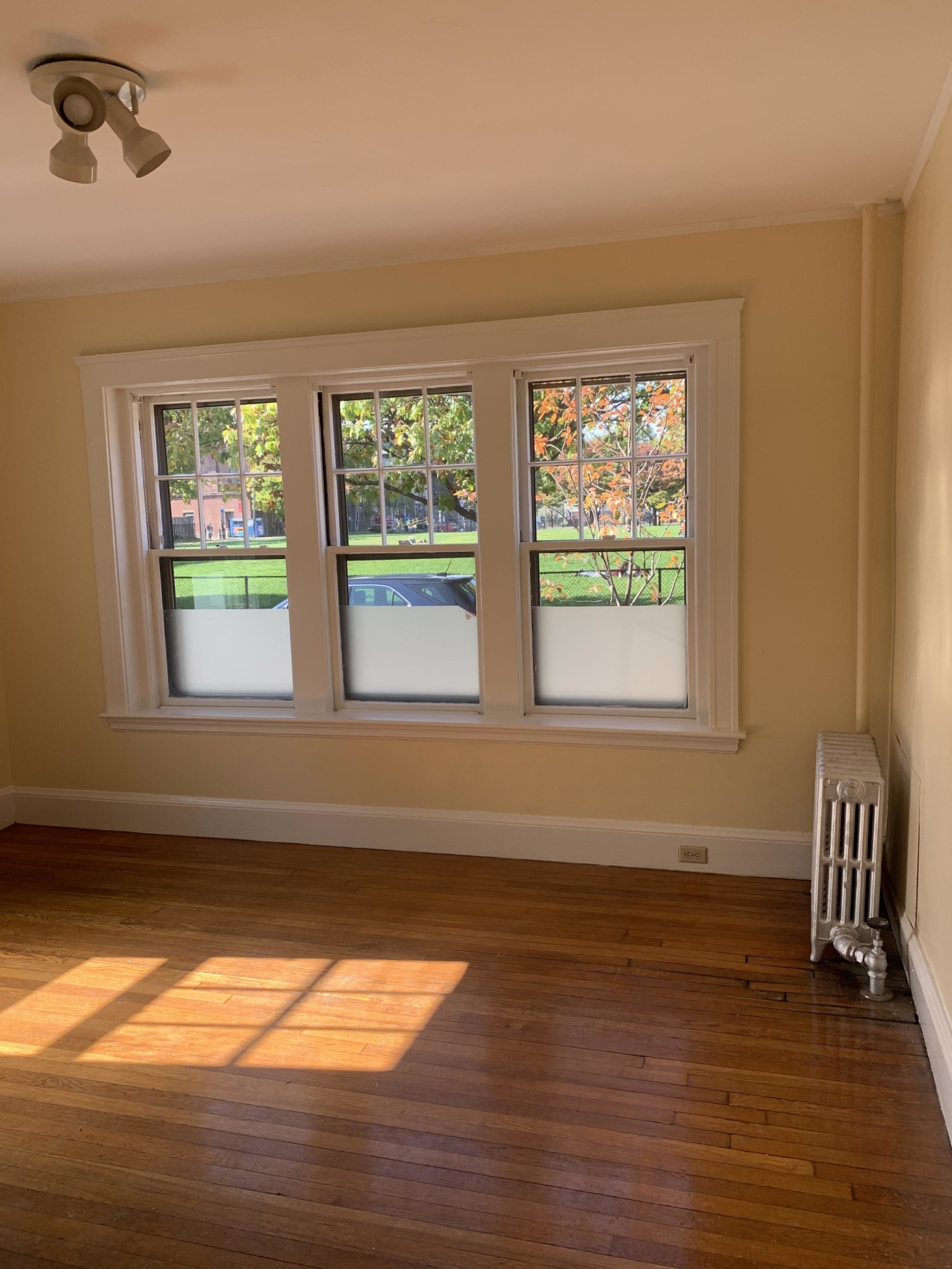 168 Norfolk St, Cambridgeport