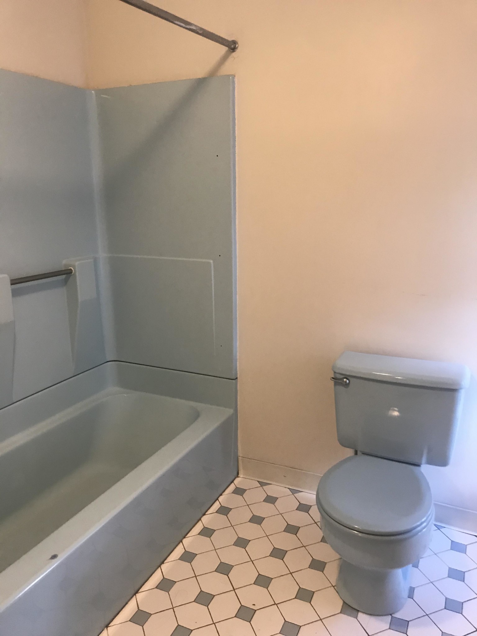 15 Howe St, Magoun Square