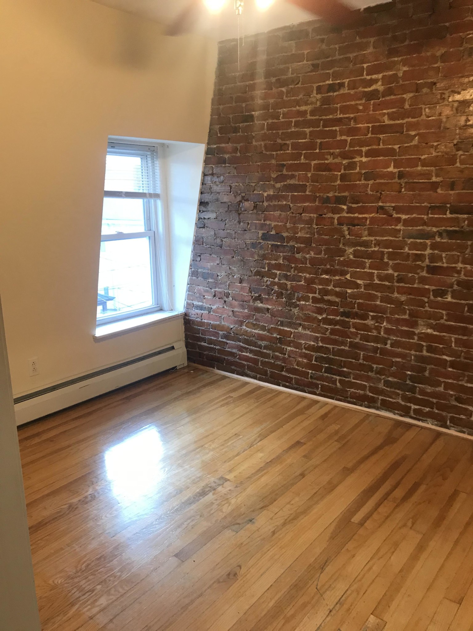 15 Howe St, Magoun Square