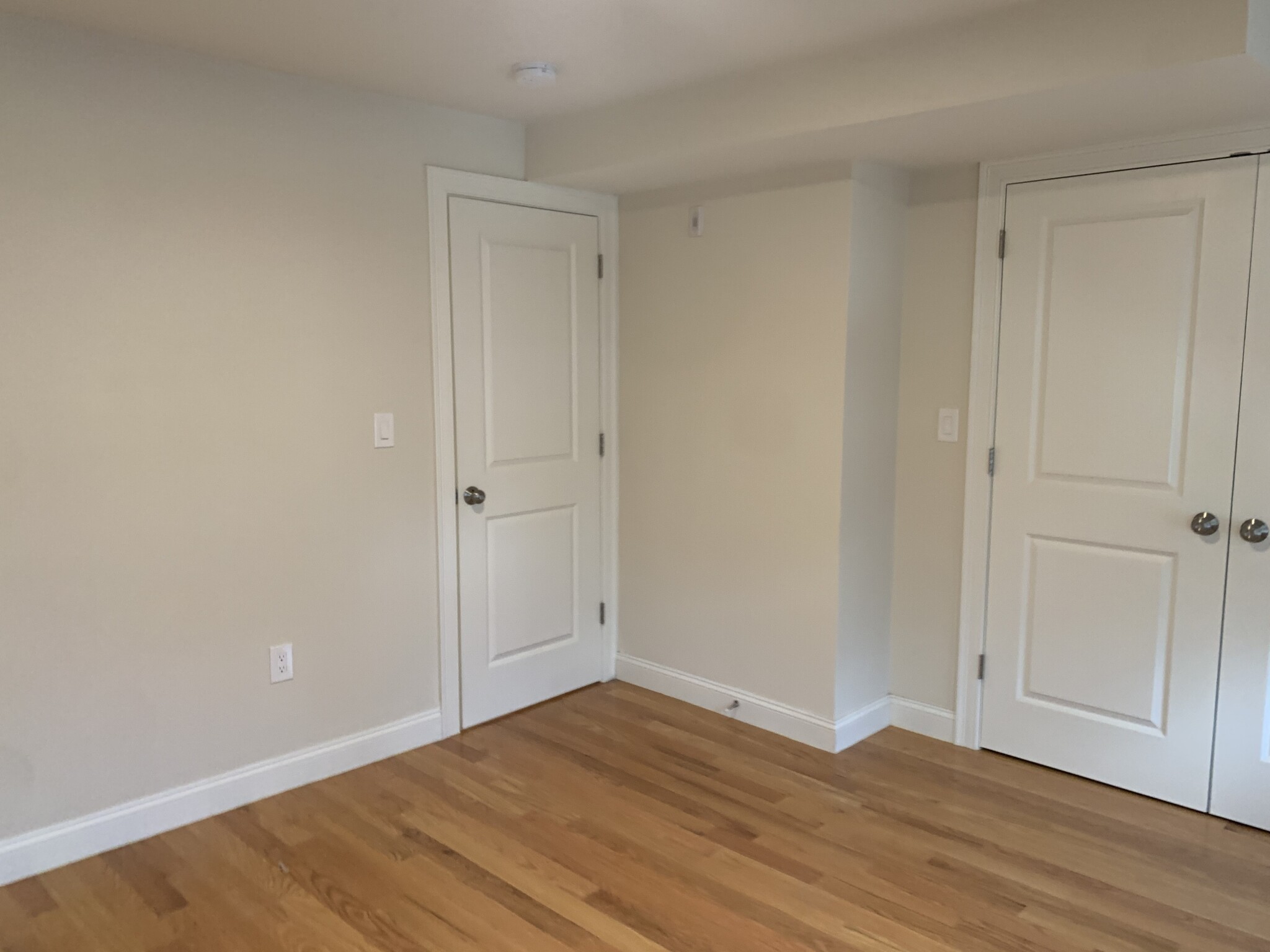 9 8th St, East Cambridge