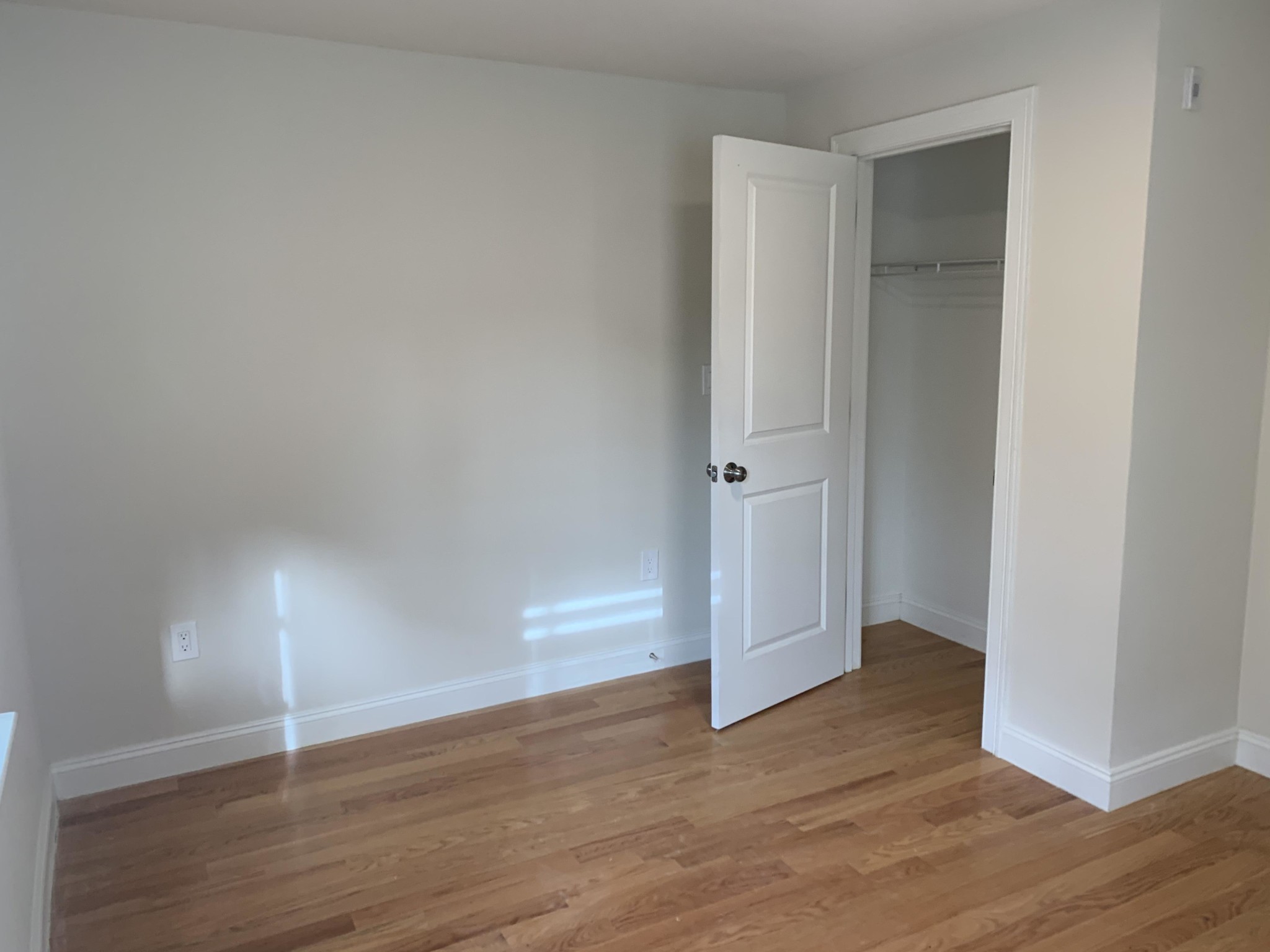 9 8th St, East Cambridge