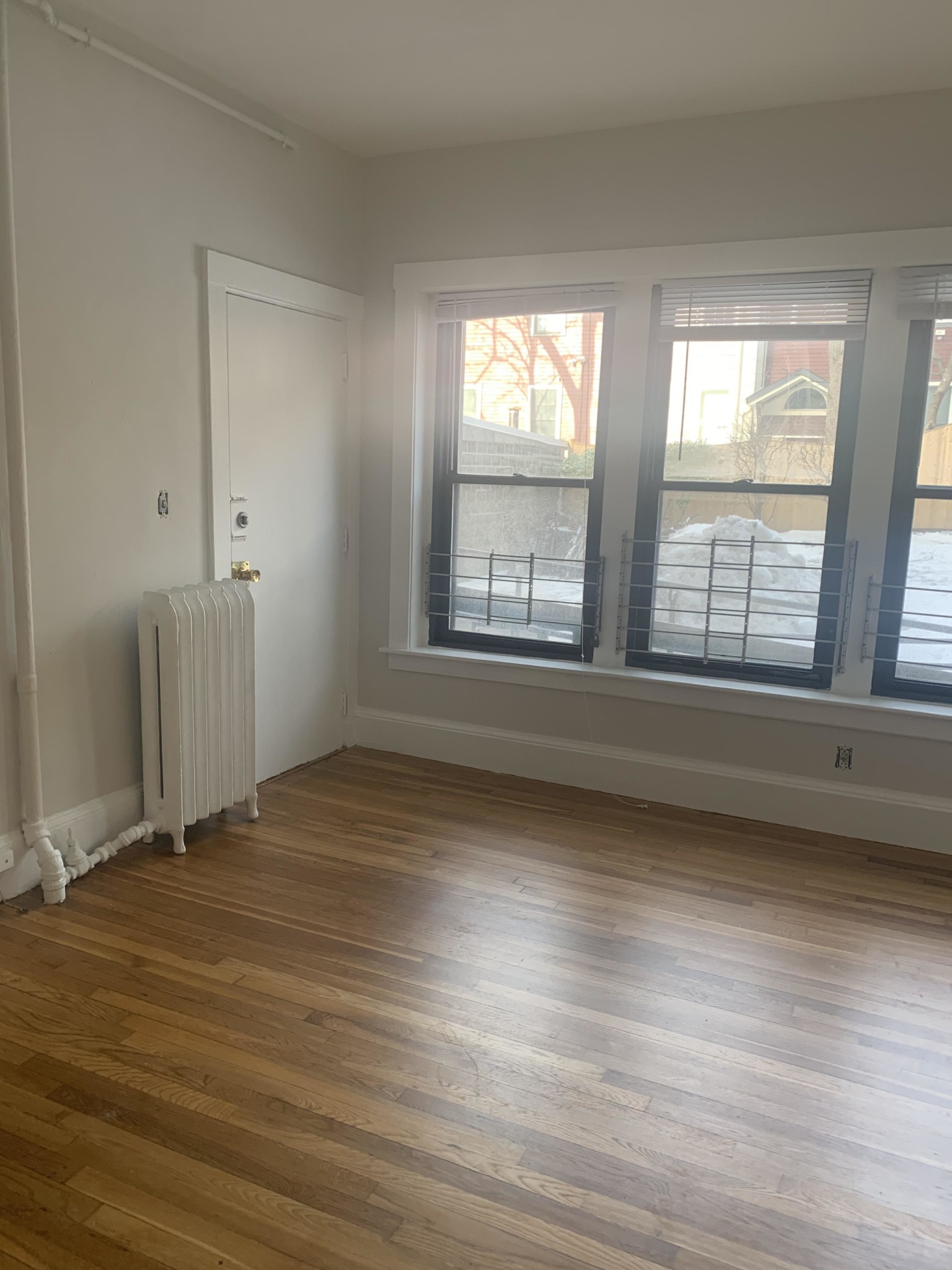 1039 Massachusetts Ave, Central Square