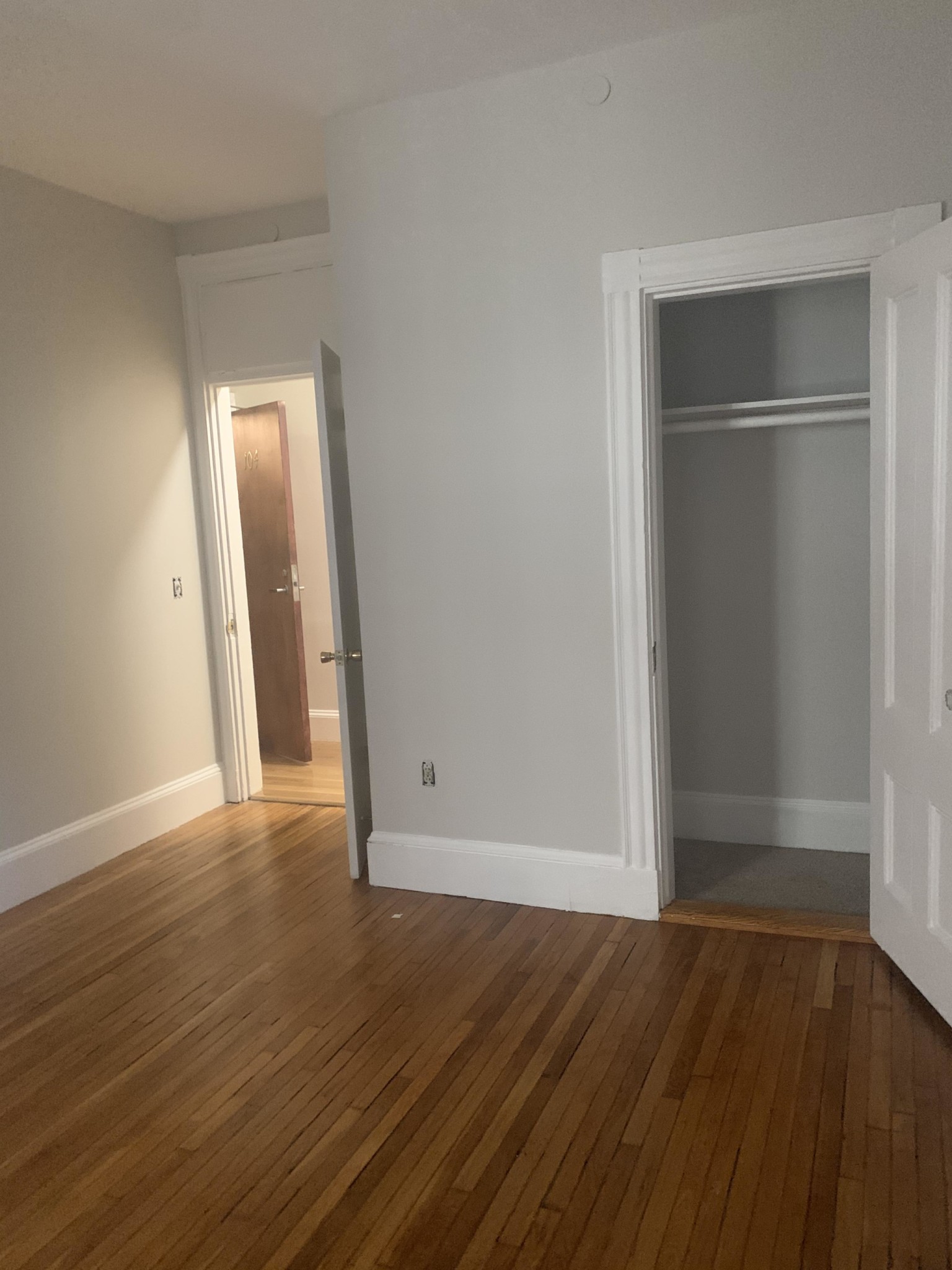 1039 Massachusetts Ave, Central Square