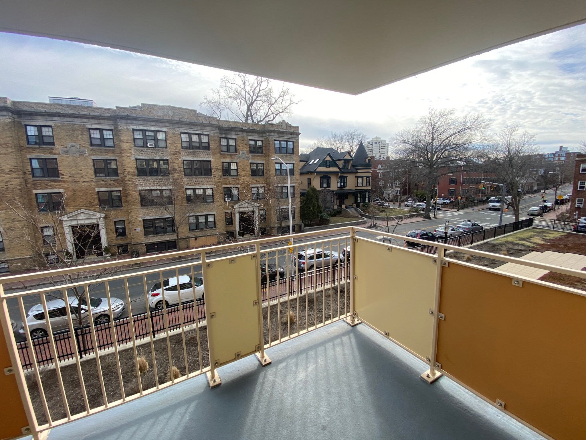 295 Harvard St, Cambridgeport