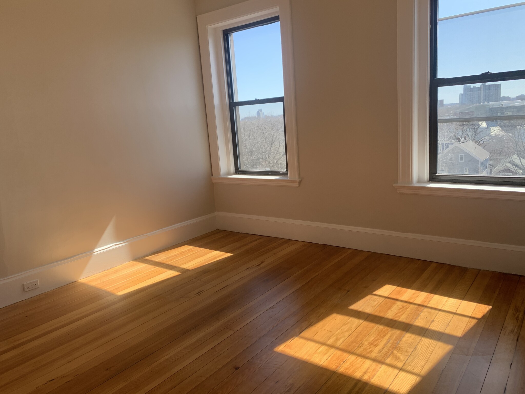 1010 Massachusetts Ave, Central Square