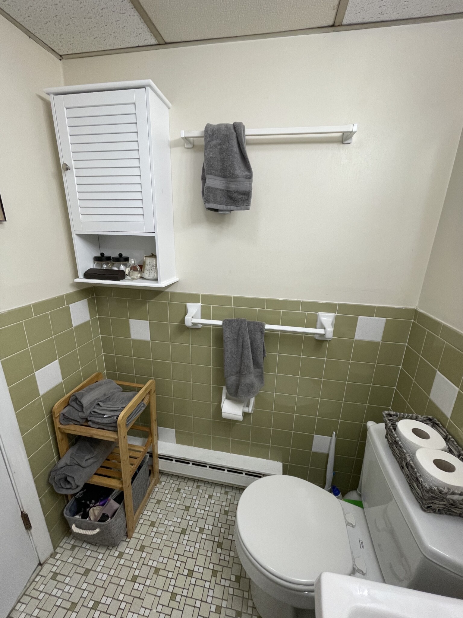 102 Alpine St, Powder House Square