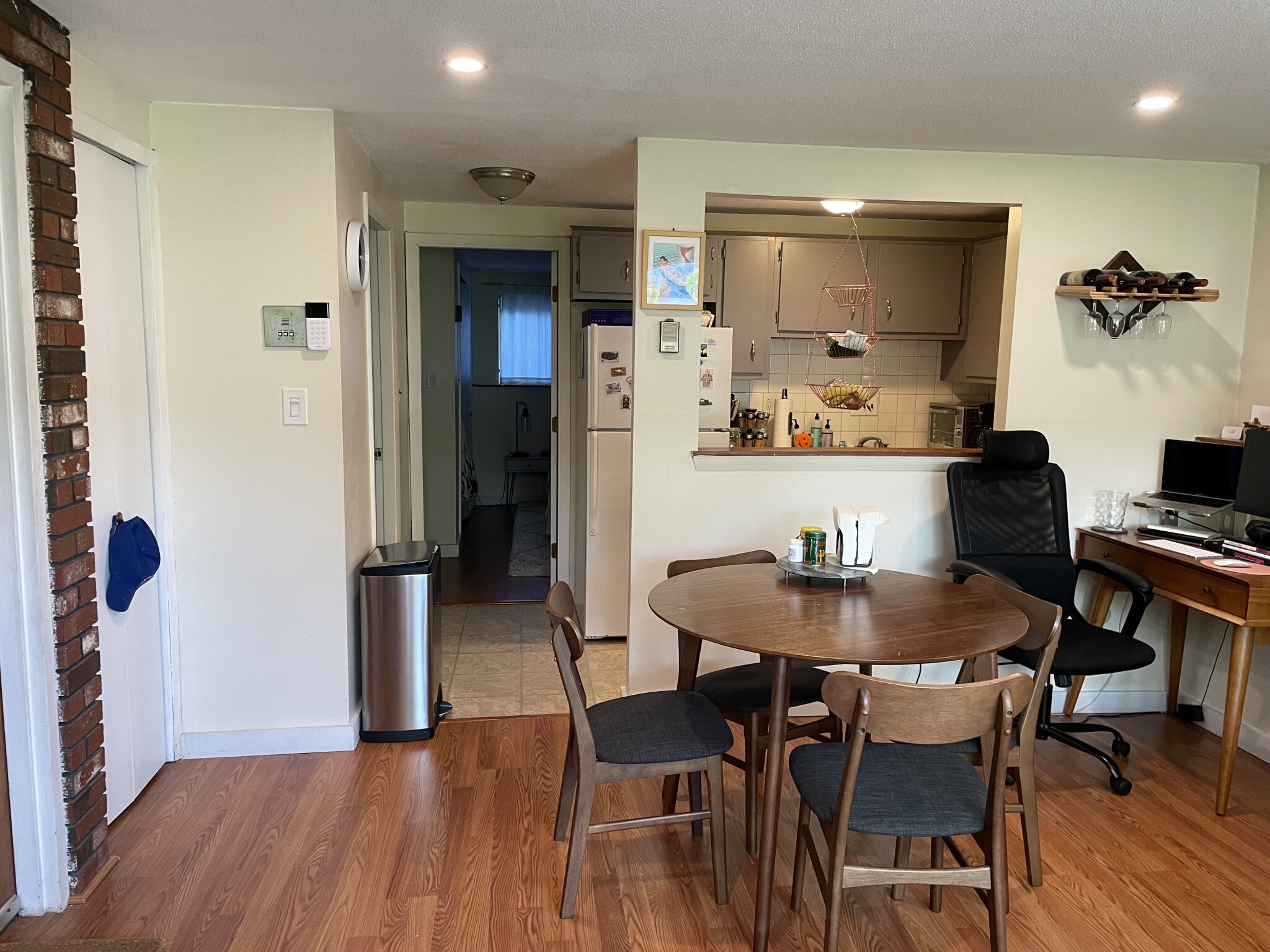 102 Alpine St, Powder House Square