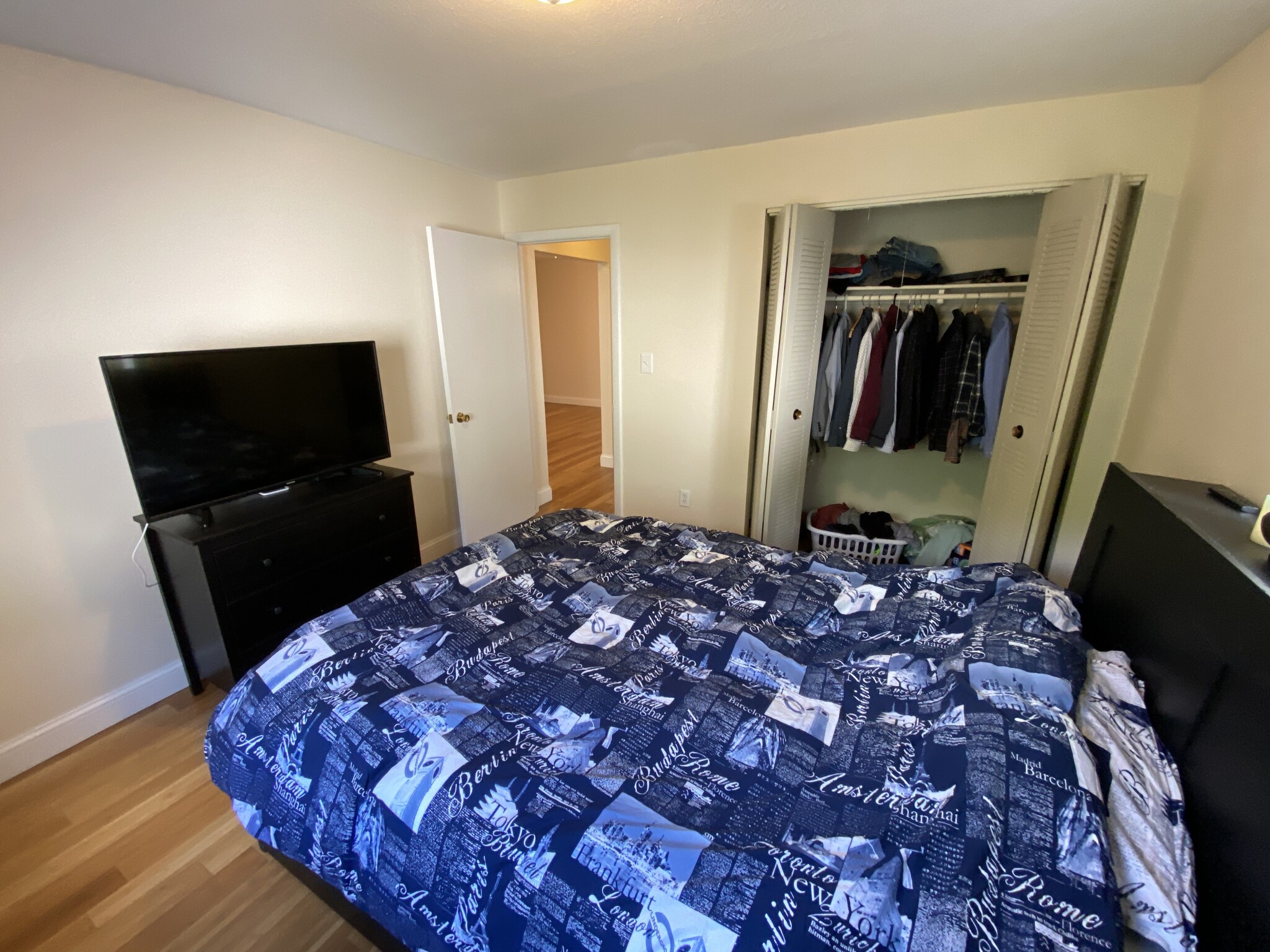 12 Cameron Ave, Teele Square