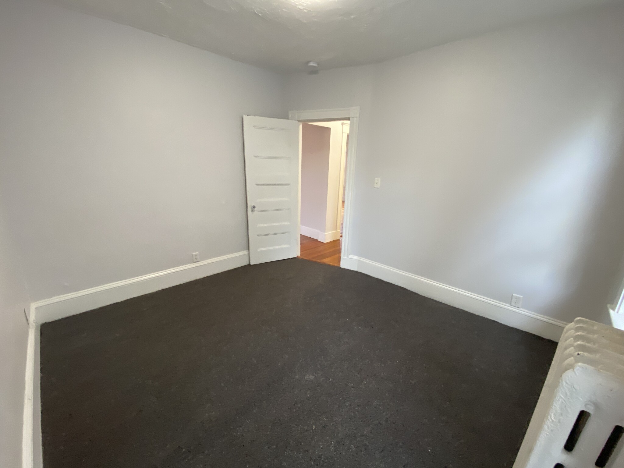 3 bed, 1 bath apartment for rent at 33 Everett Ave Unit 2, East Somerville — photo 13 of 17
