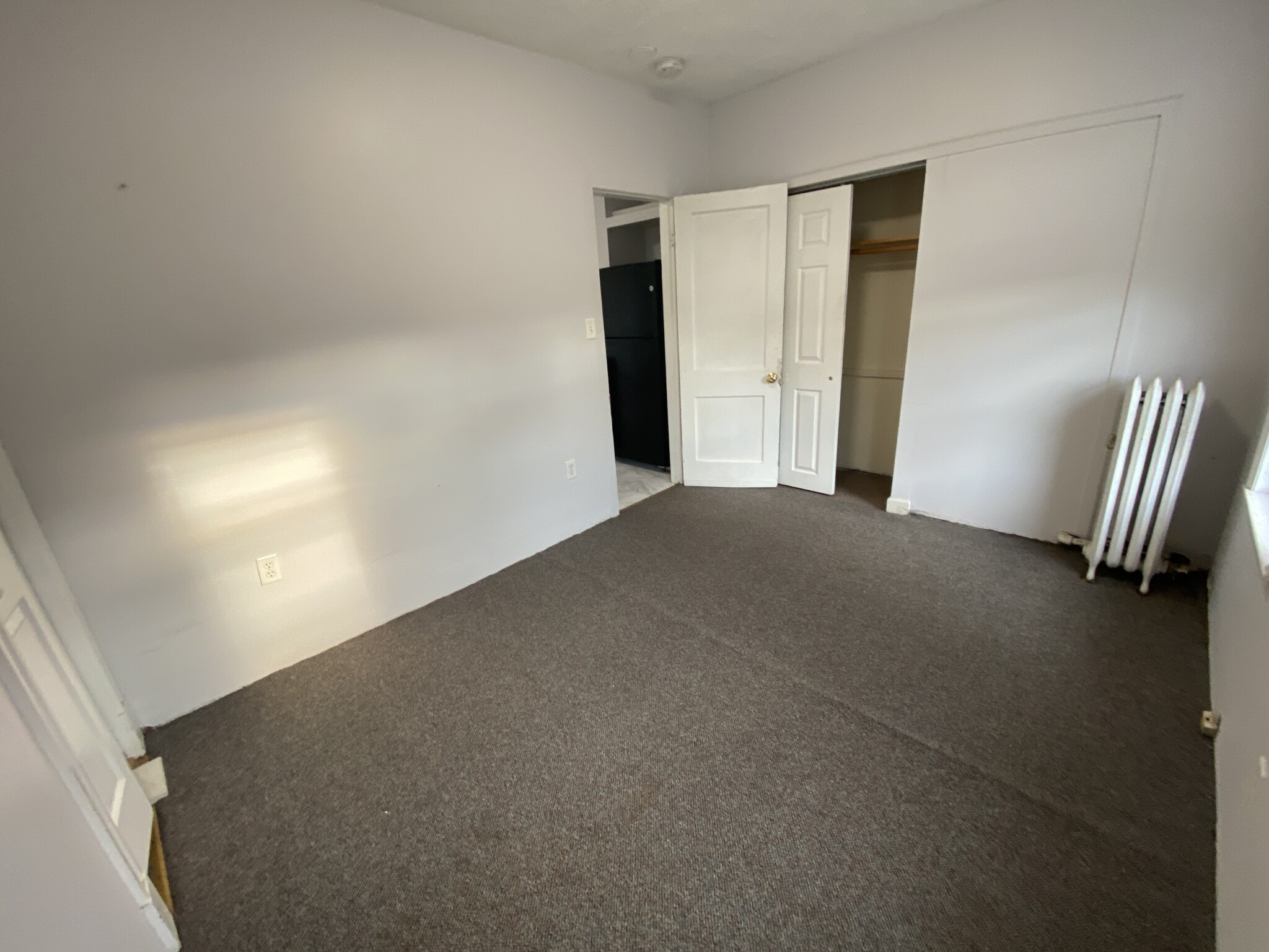 3 bed, 1 bath apartment for rent at 33 Everett Ave Unit 2, East Somerville — photo 9 of 17