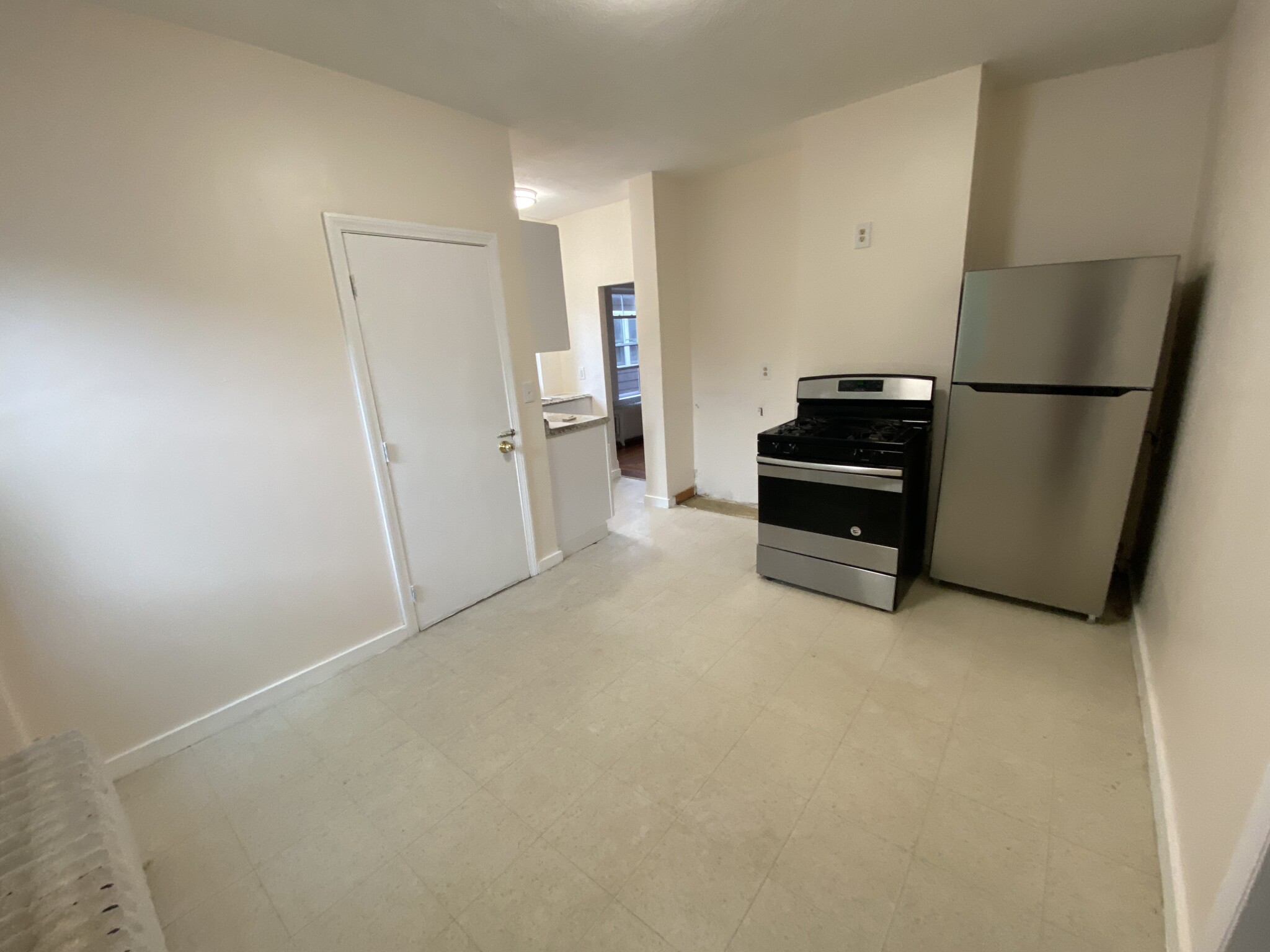 Photos of apartment on Everett Ave.,Somerville MA 