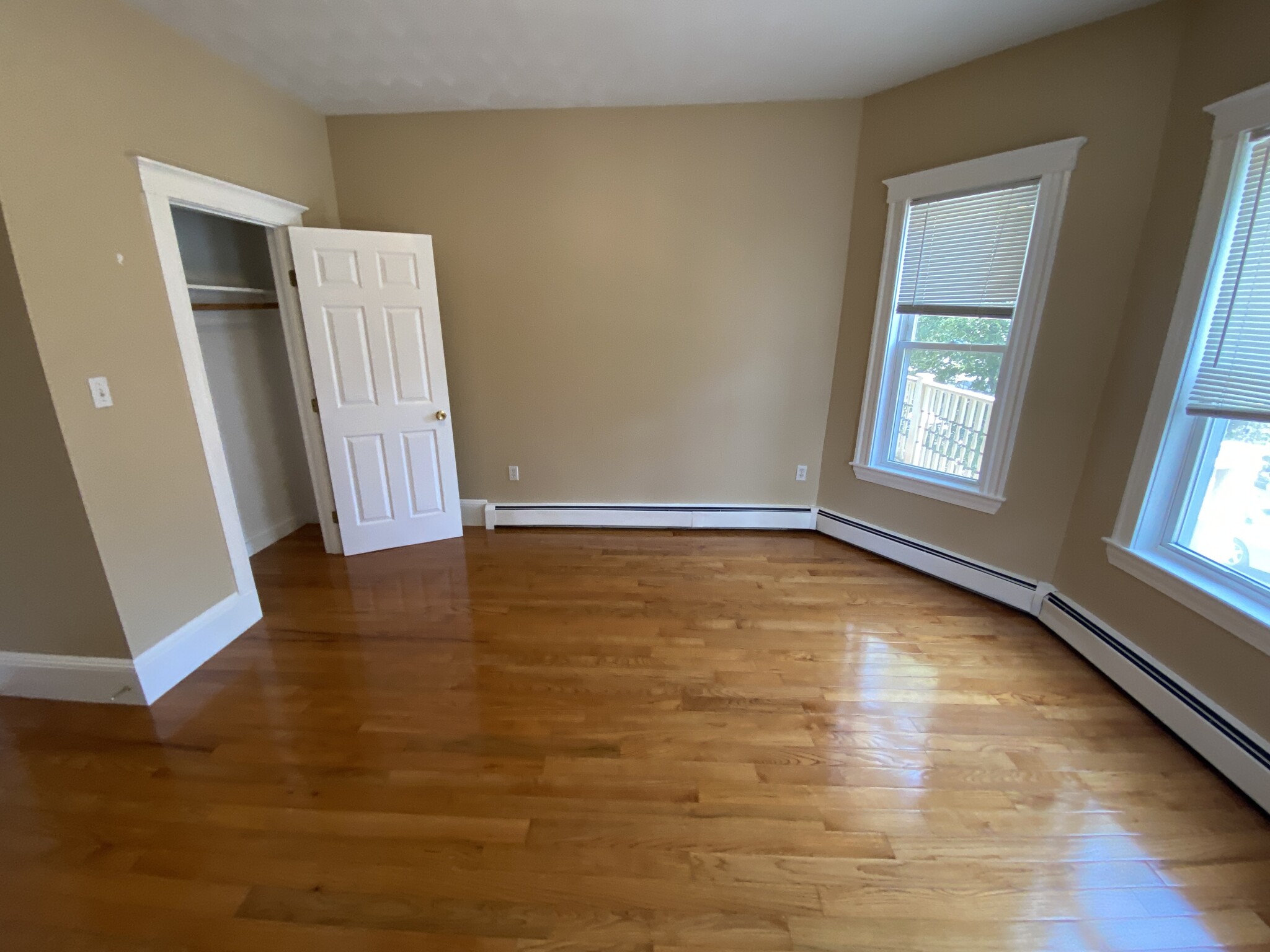 106 Glenwood Rd, Winter Hill