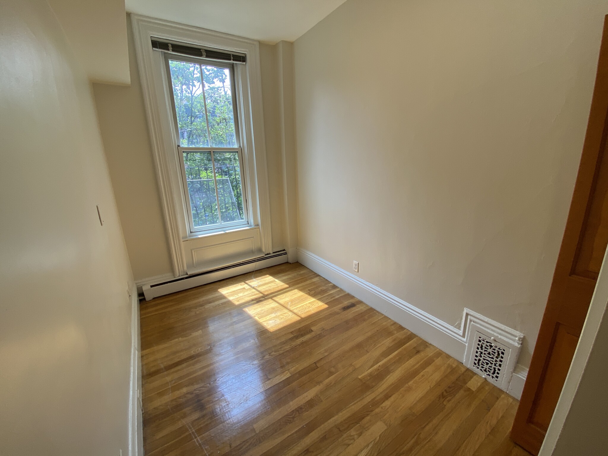 14 Yarmouth St, Back Bay