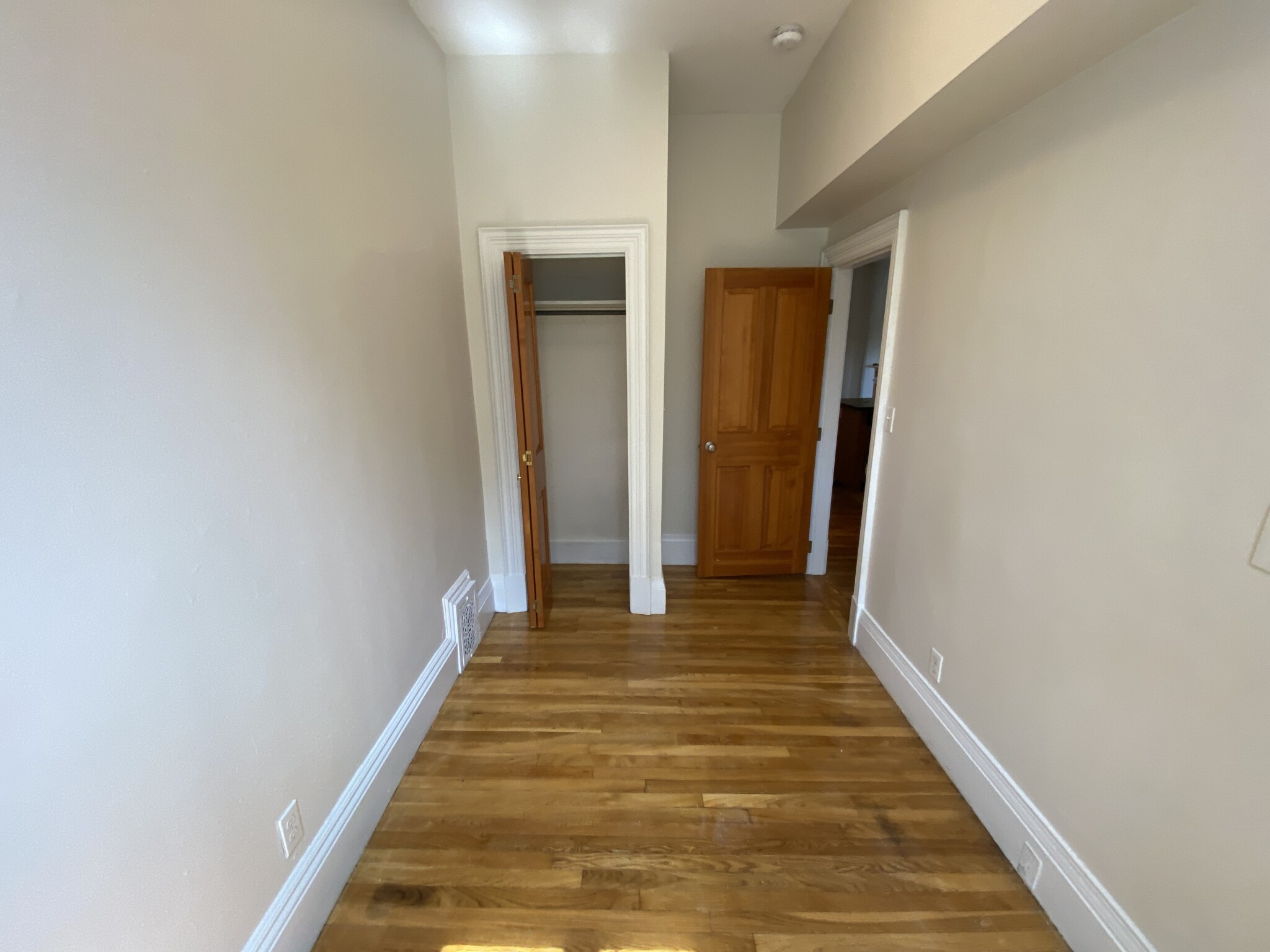 14 Yarmouth St, Back Bay