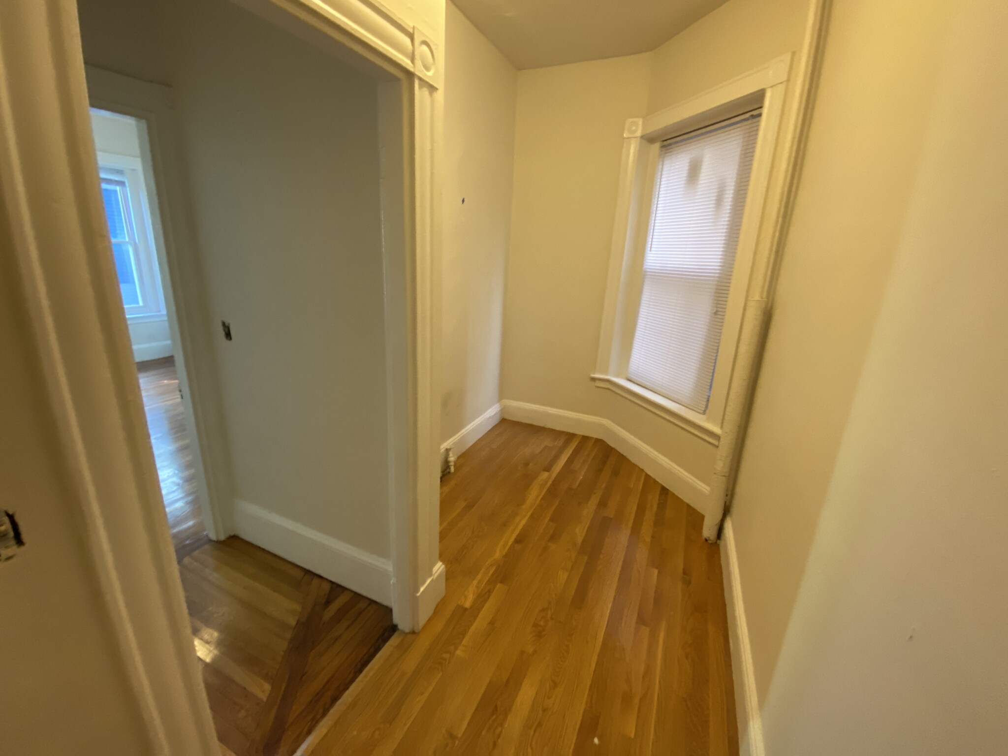 891 Massachusetts Ave, Central Square