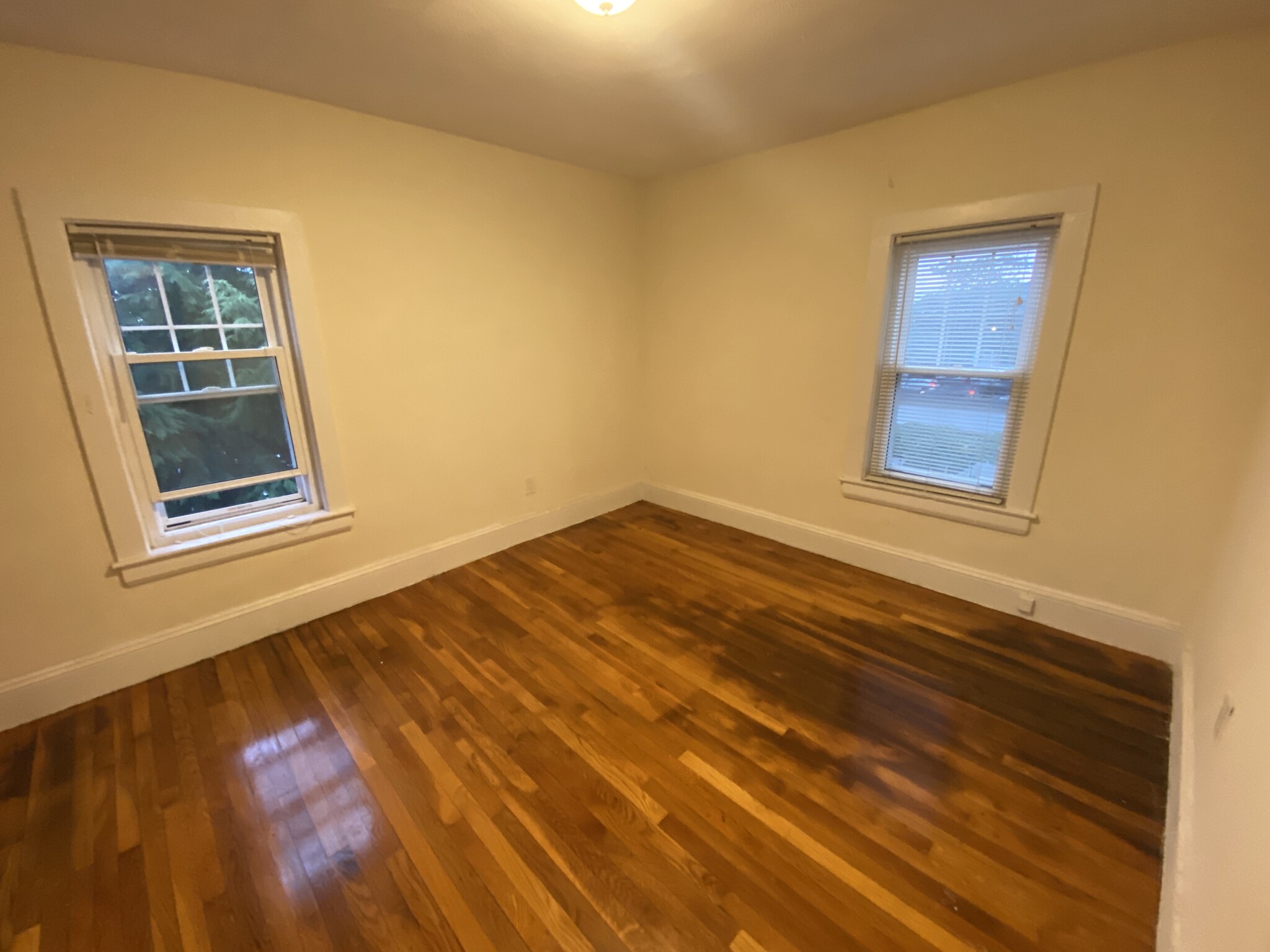 55 Bonair St, East Somerville