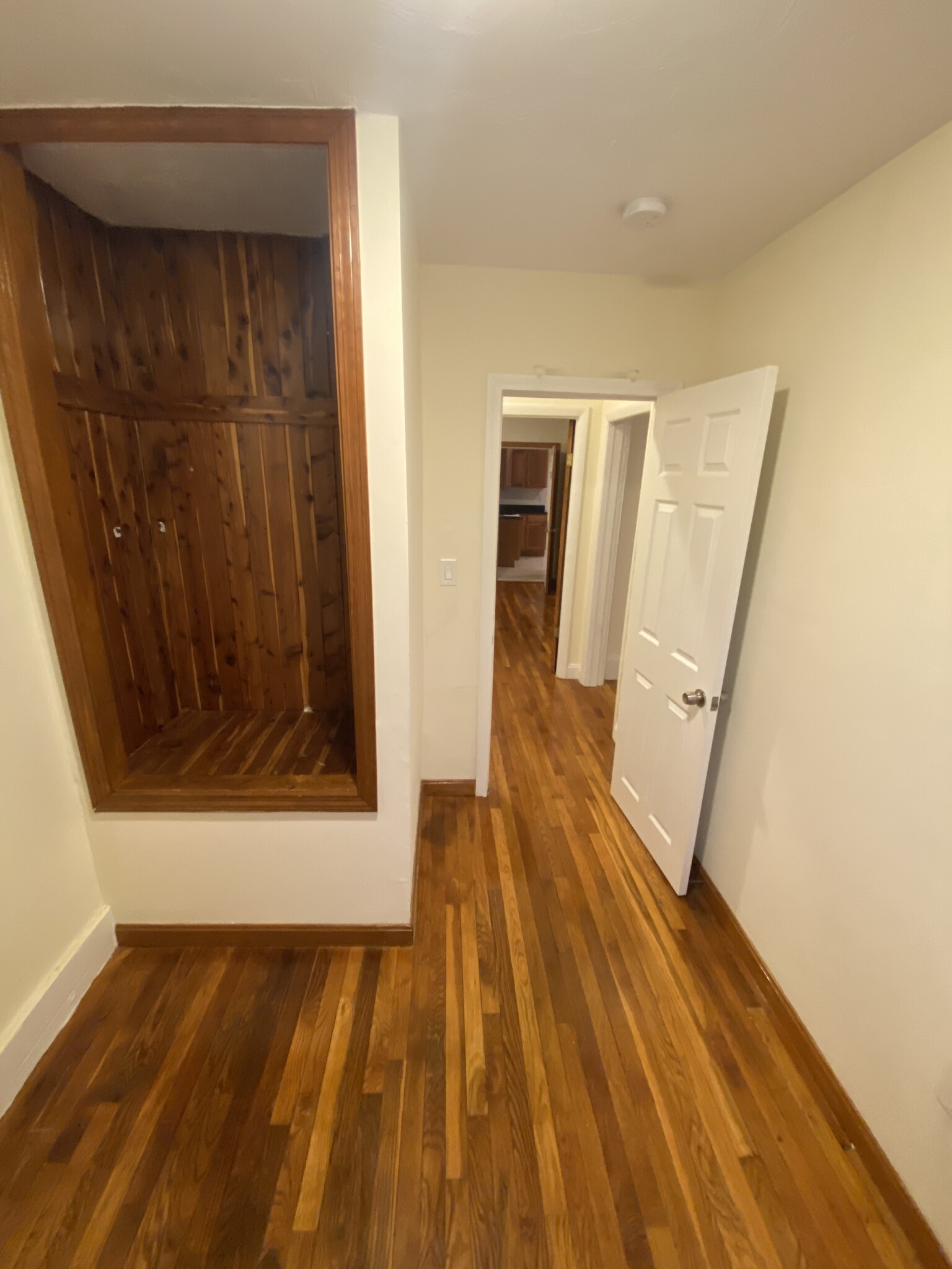 55 Bonair St, East Somerville