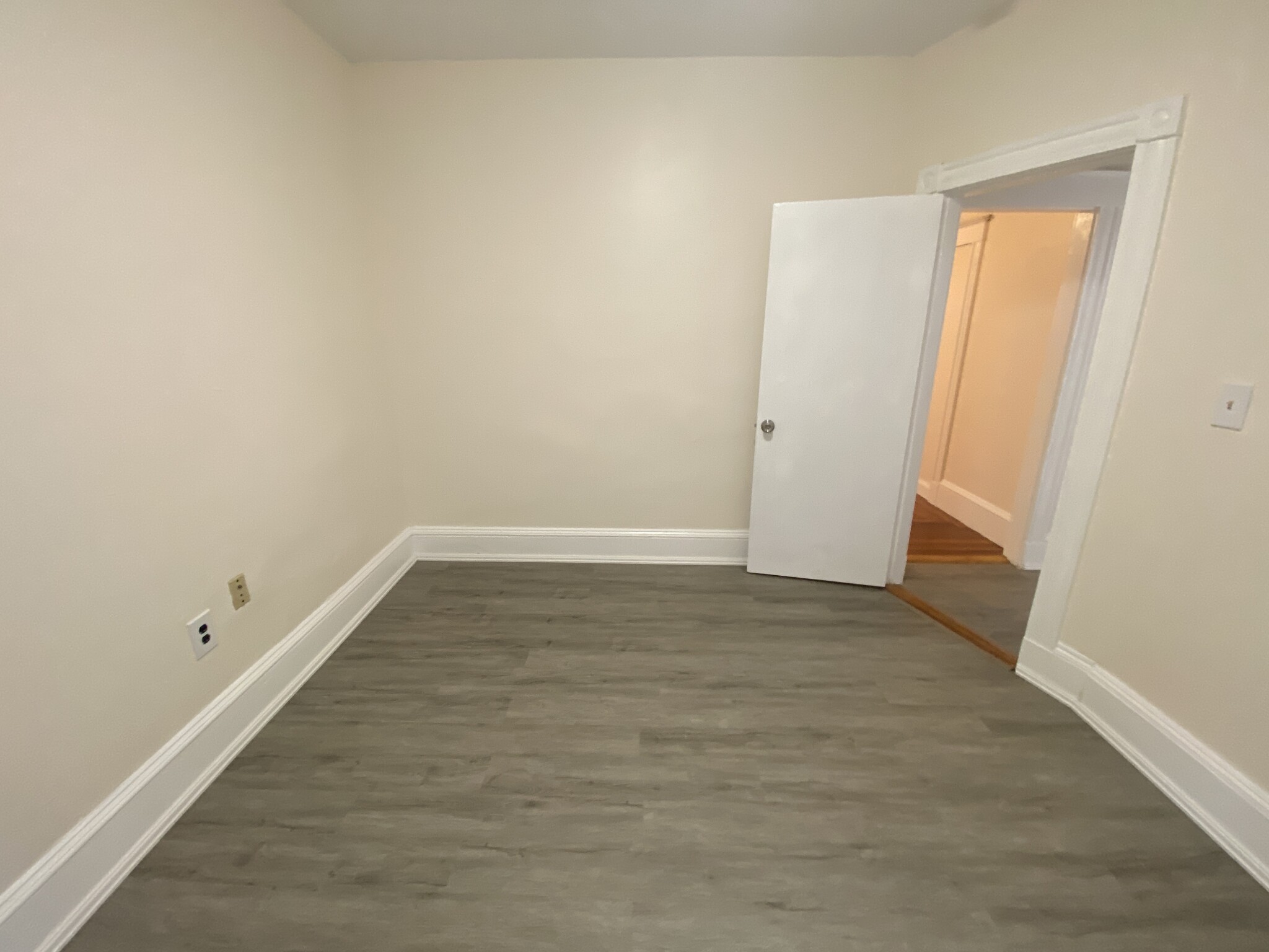 Photos of apartment on Everett Ave.,Somerville MA 