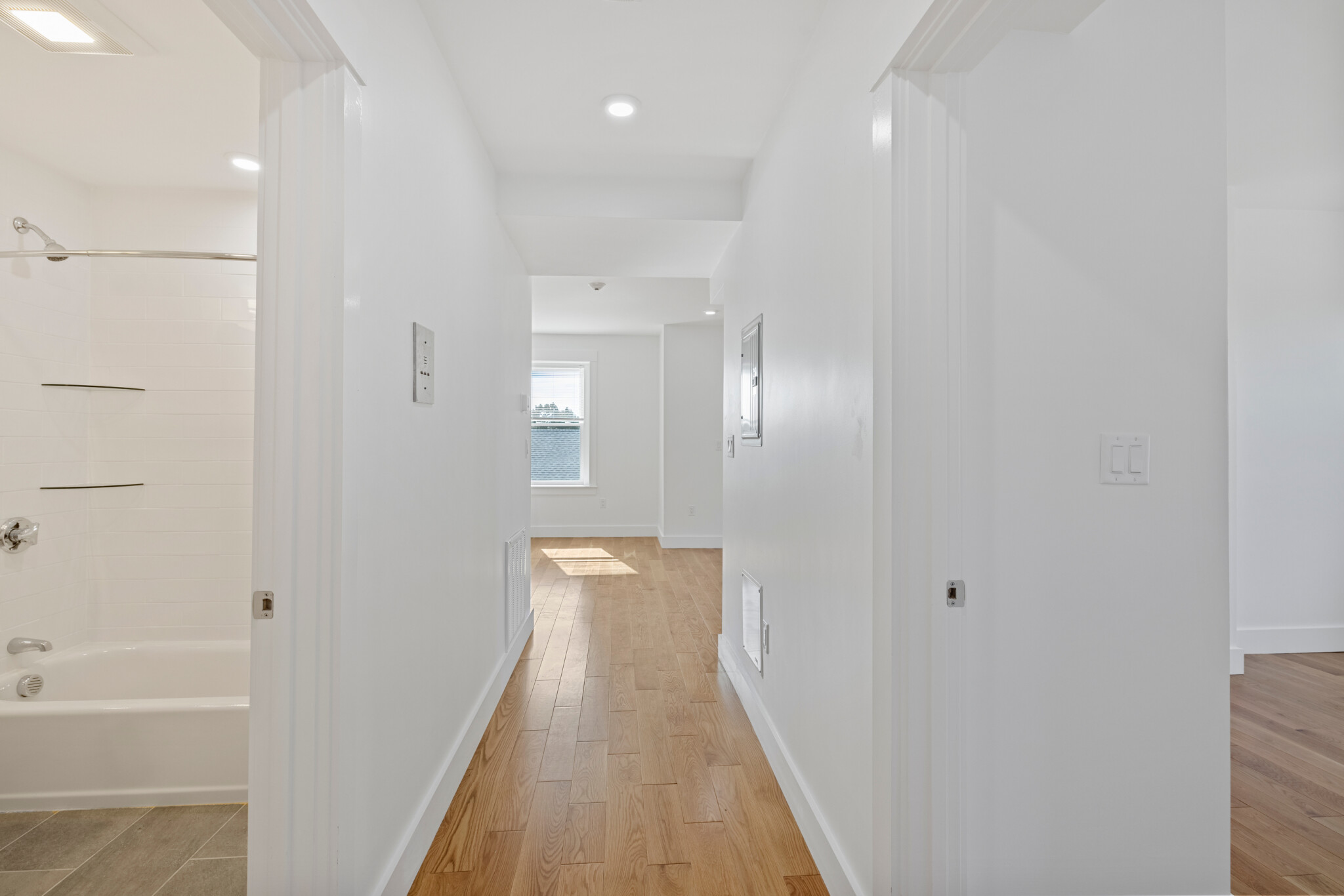 406 Columbia St, Wellington-Harrington