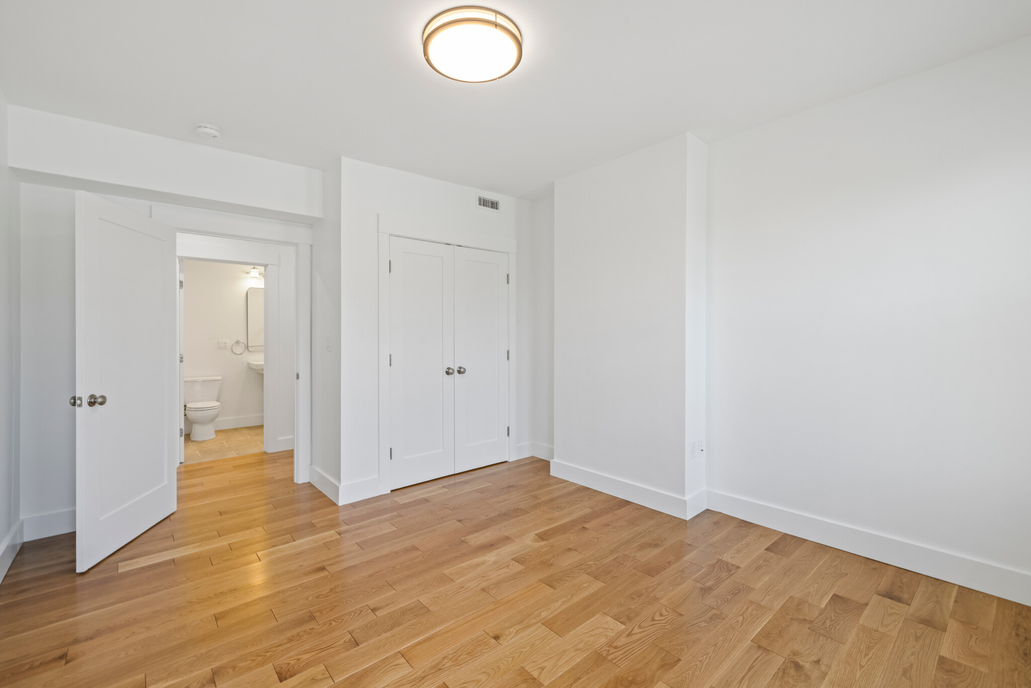 406 Columbia St, Wellington-Harrington