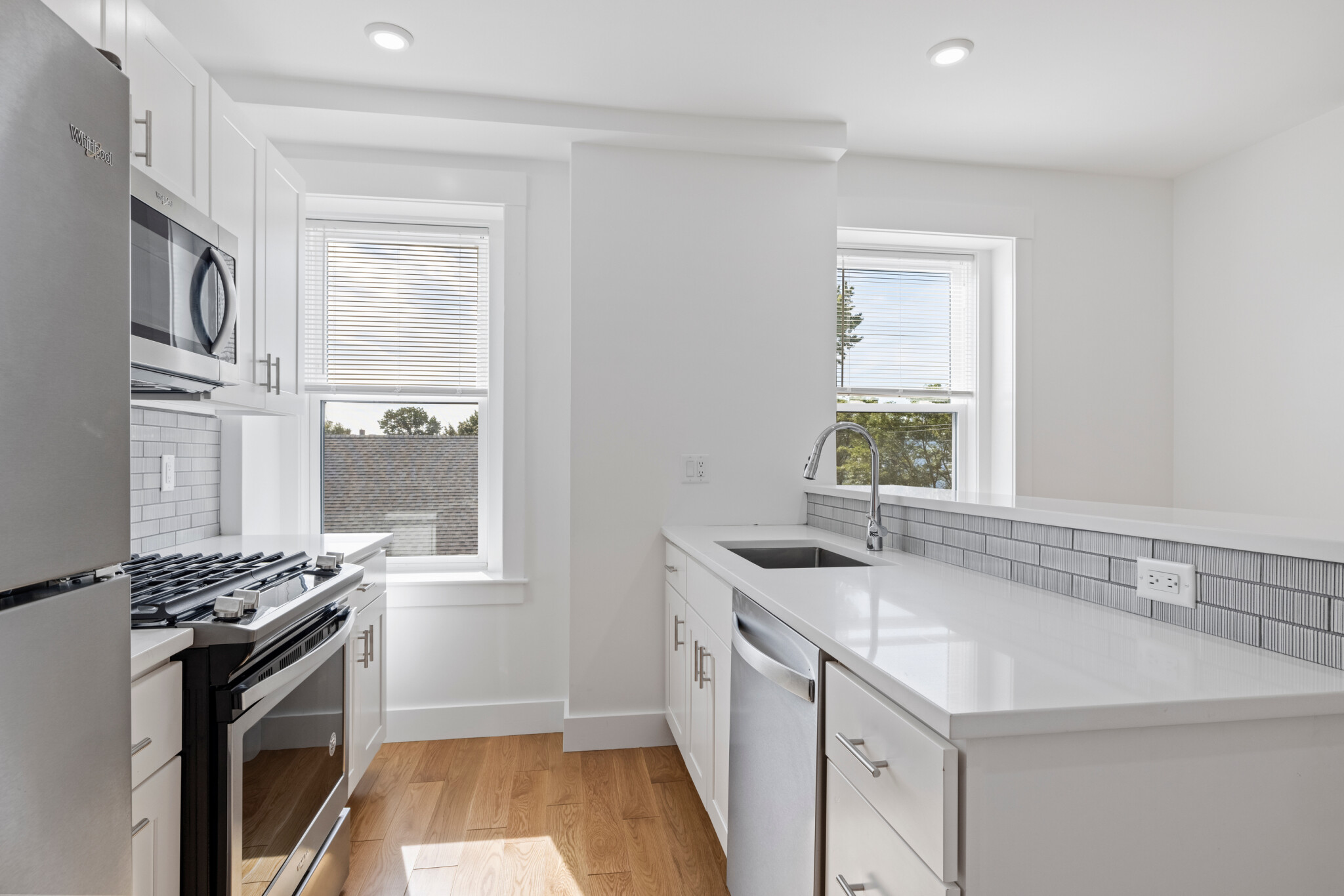 406 Columbia St, Wellington-Harrington