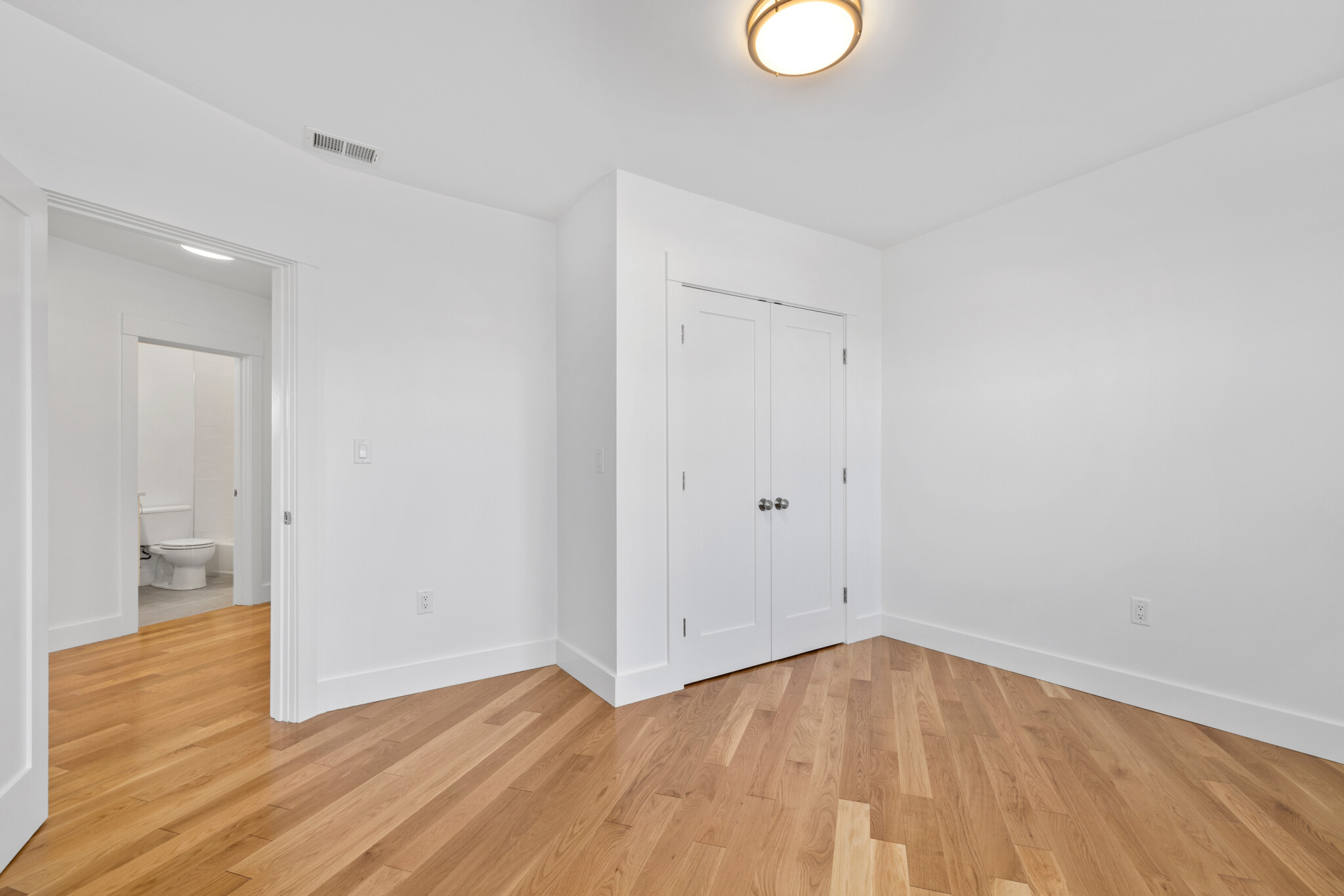 406 Columbia St, Wellington-Harrington