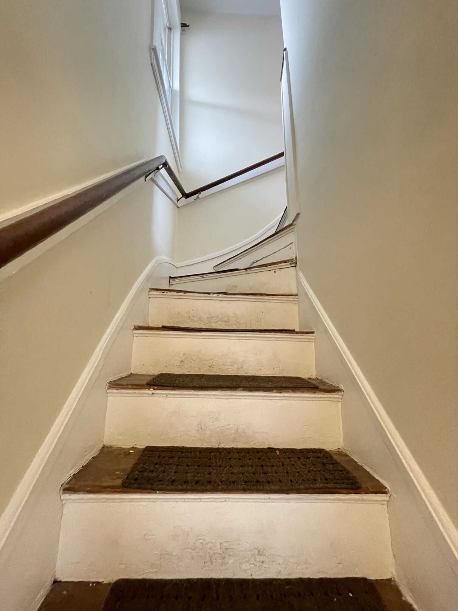 543 Broadway, Magoun Square